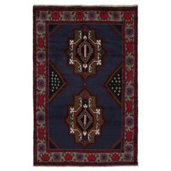 Tapis persan Baluch vintage en bleu avec motifs rouges, dorés et noirs de Rug & Kilim