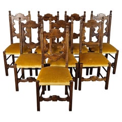 Vintage Set di 8 sedie in noce in stile rinascimentale, 1920, Italia