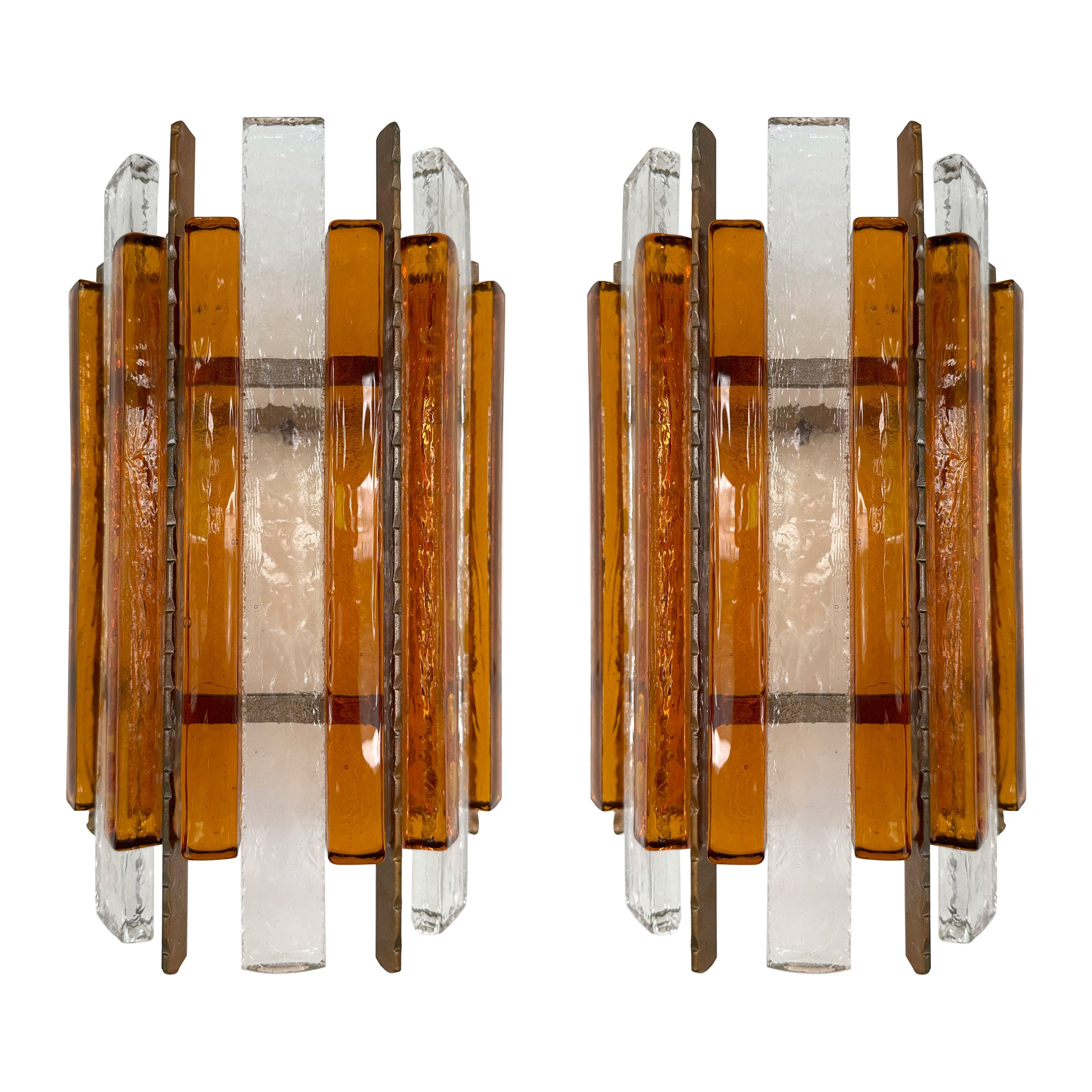Pareja de candelabros de hierro forjado con vidrio martillado de Longobard, Italia, años 70