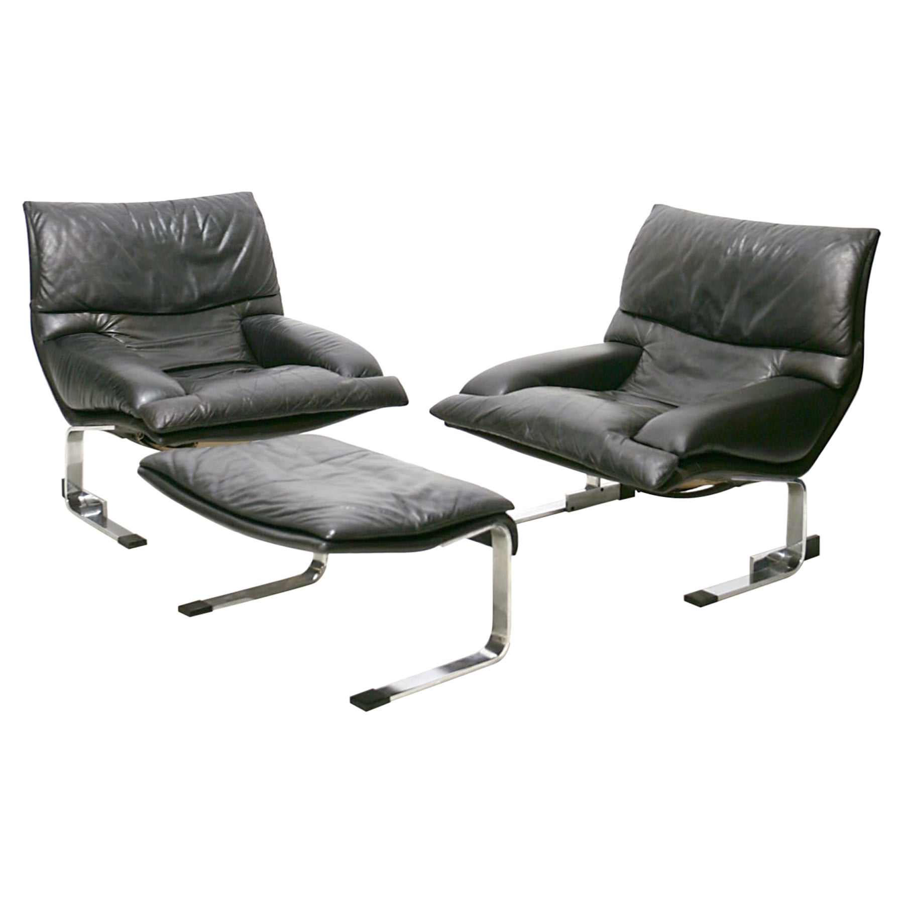 Mid Century Giovanni Offredi Italian Leather Lounge Chairs For Sale