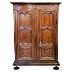 Armoire de campagne ancienne de style provincial français