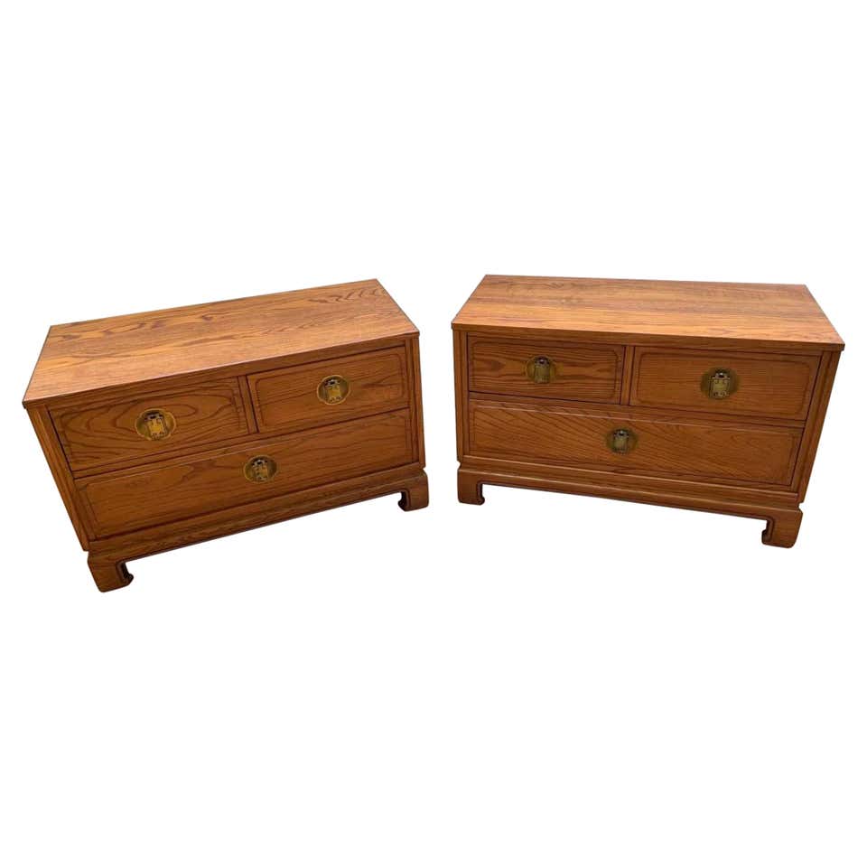 Davis Company Chest of Drawers For Sale at 1stDibs value of