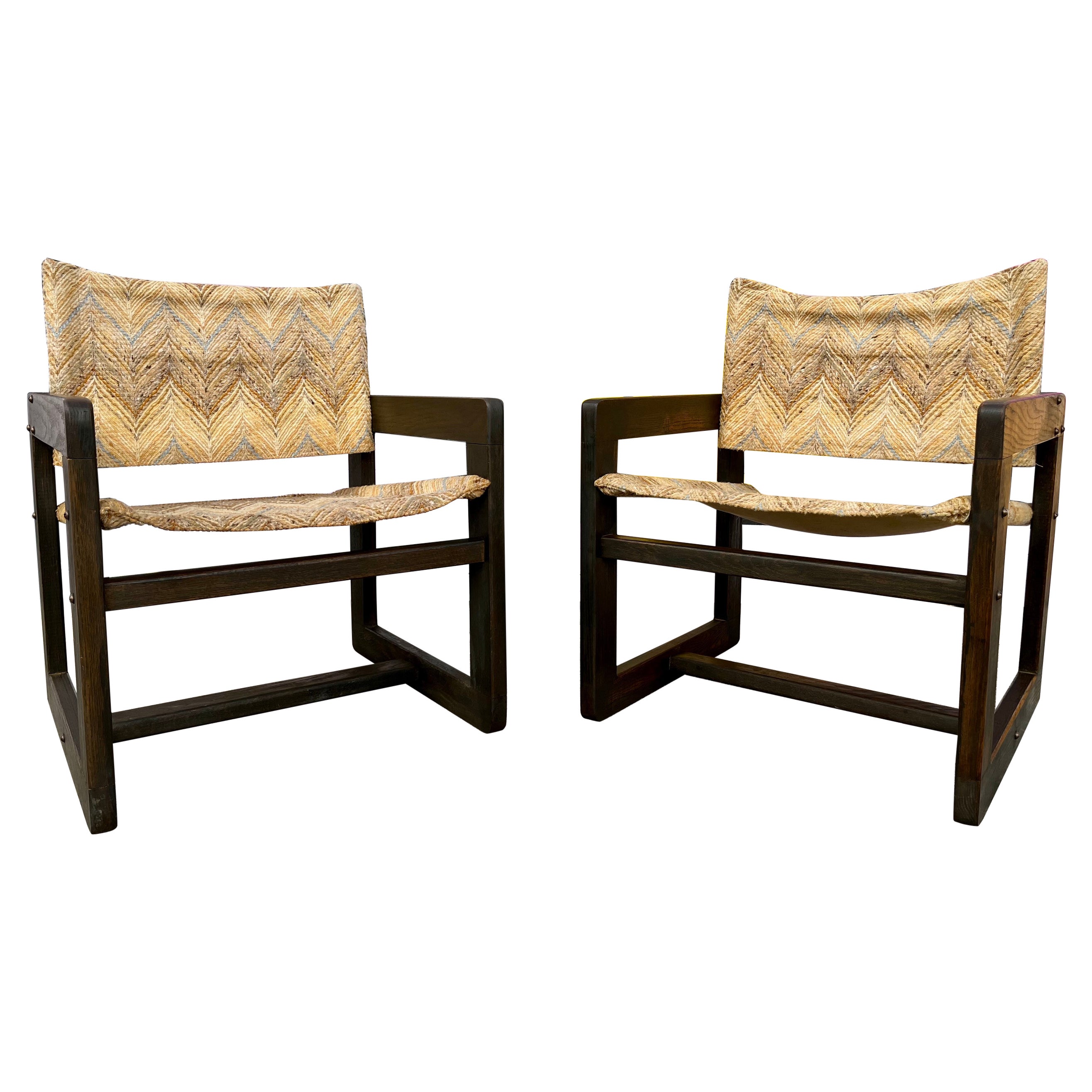 A Pair of Mid Century Modern Cube Lounge Chairs. Circa 1970s For Sale