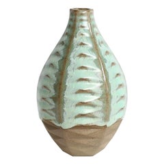 Basalt Handcrafted Vase in Coral Green