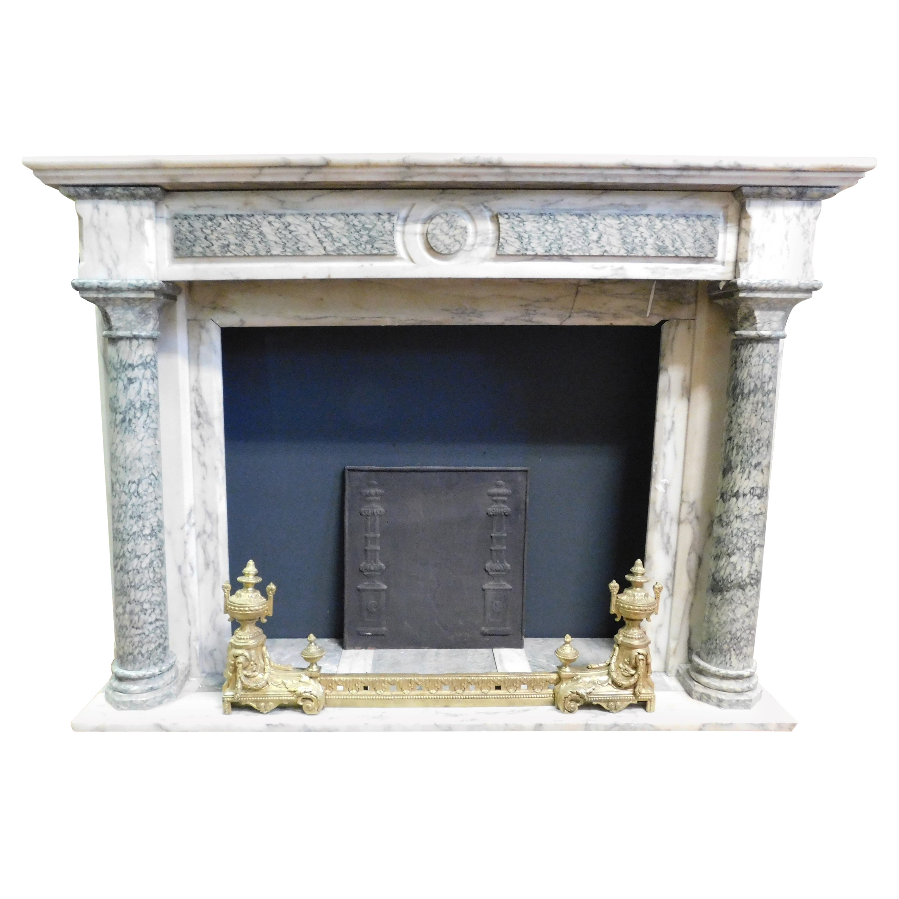 Fireplace mantle in White and green marble, carved column, France For Sale