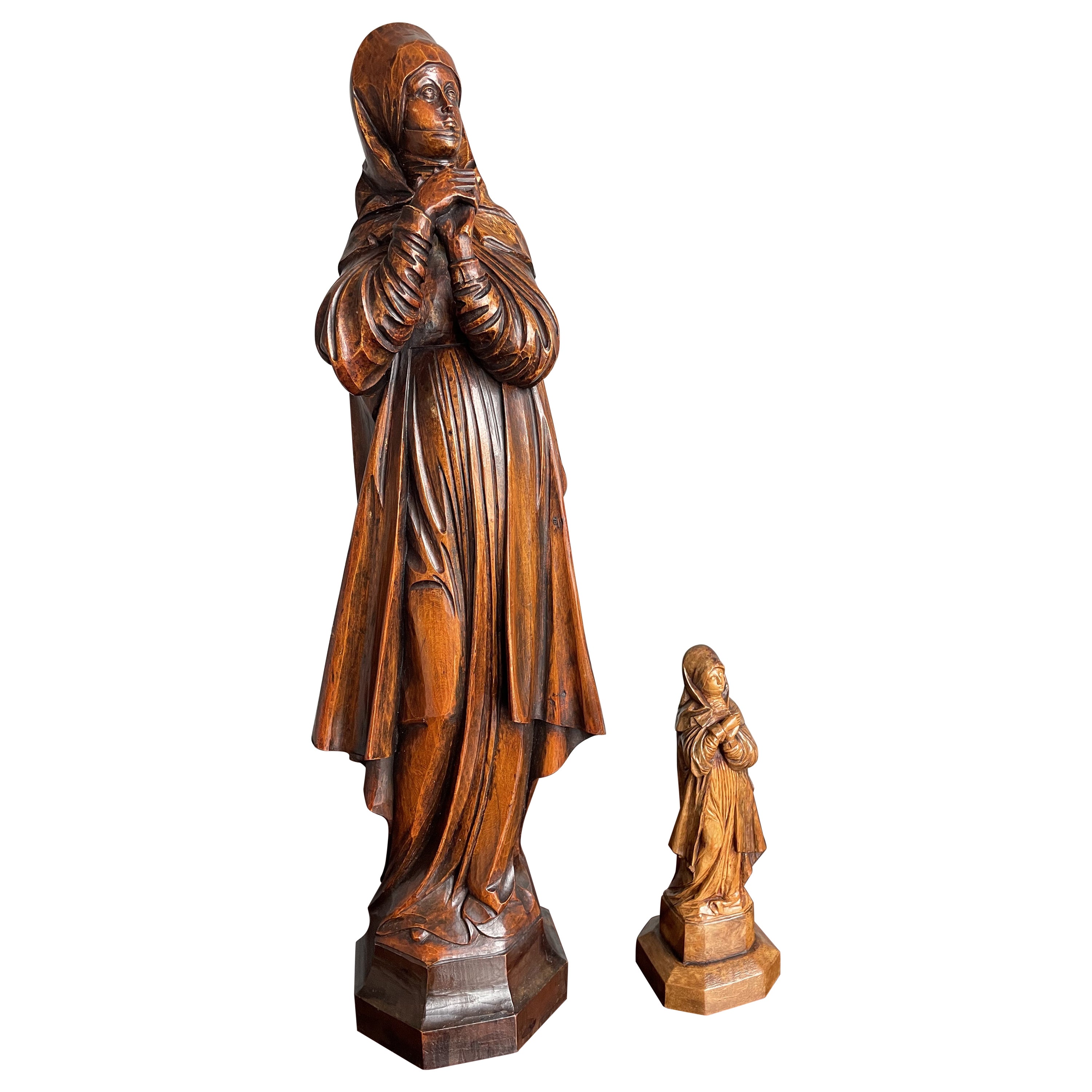 2 statuettes et sculptures anciennes sculptées à la main de Sainte-Thérèse d'Avila / de Jésus
