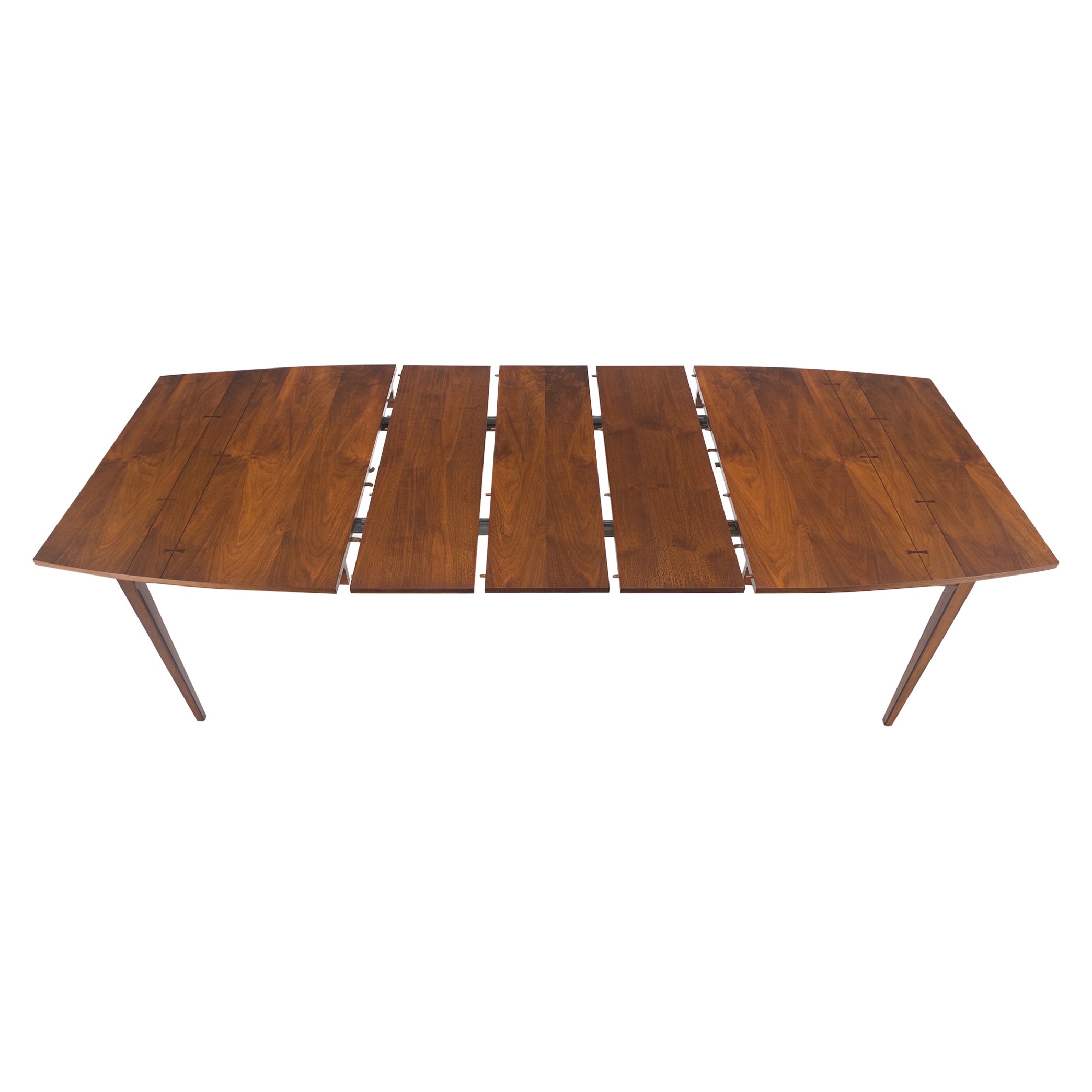 Danish Mid Century Modern Walnut Butterfly Accents Boat Shape Dining Table MINT! For Sale