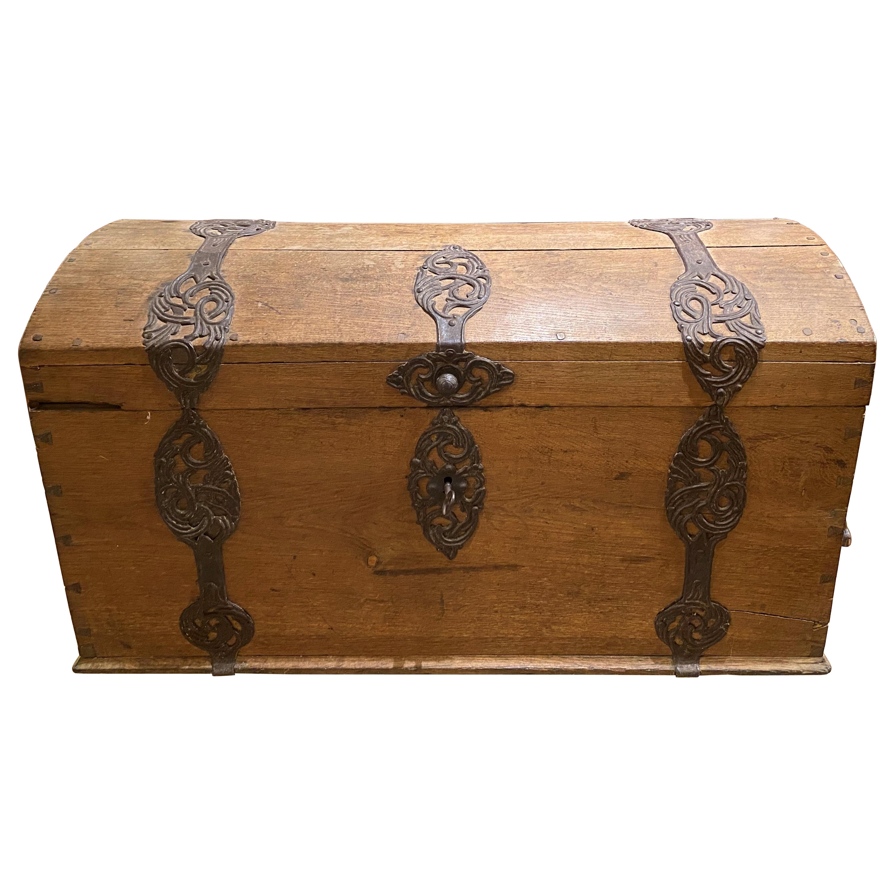 Antique Dome Top Trunk 55 For Sale on 1stDibs 1900s traditional