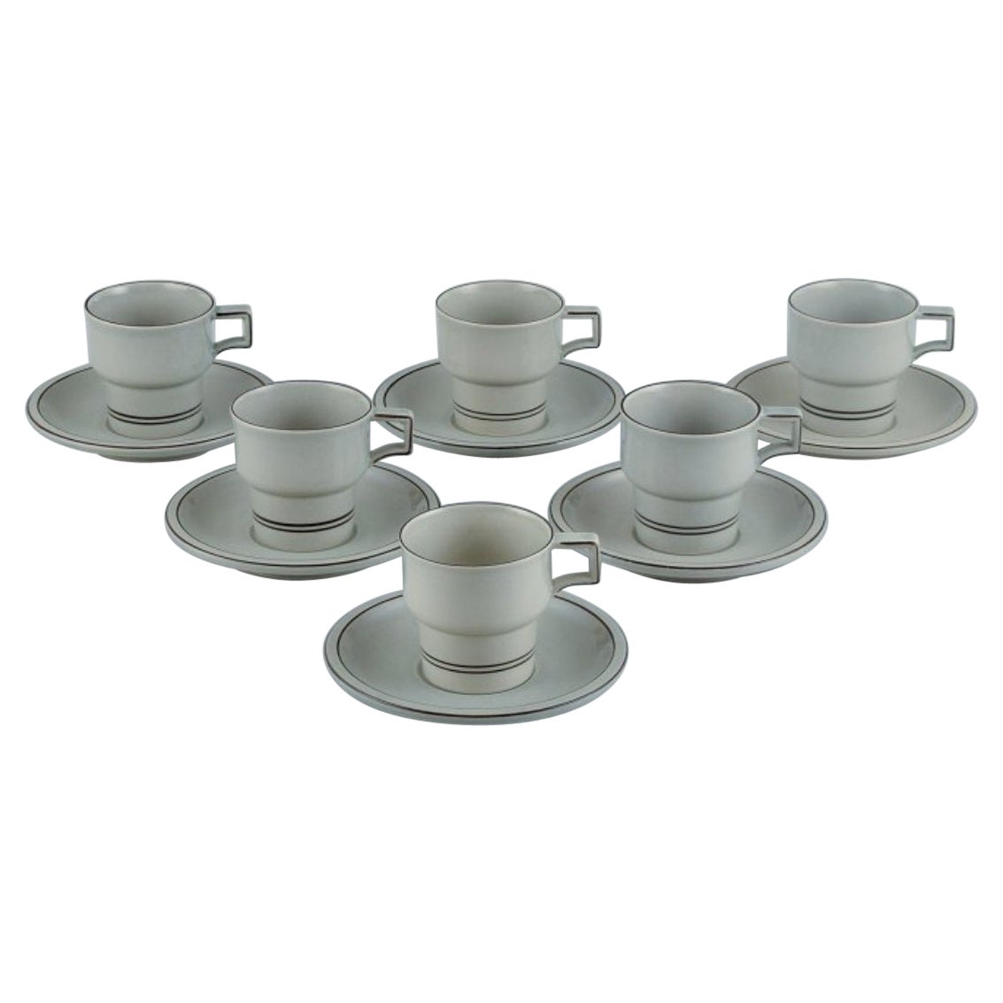 Jens Harald Quistgaard, Bing & Grøndahl. Colombia, six coffee cups with saucers For Sale
