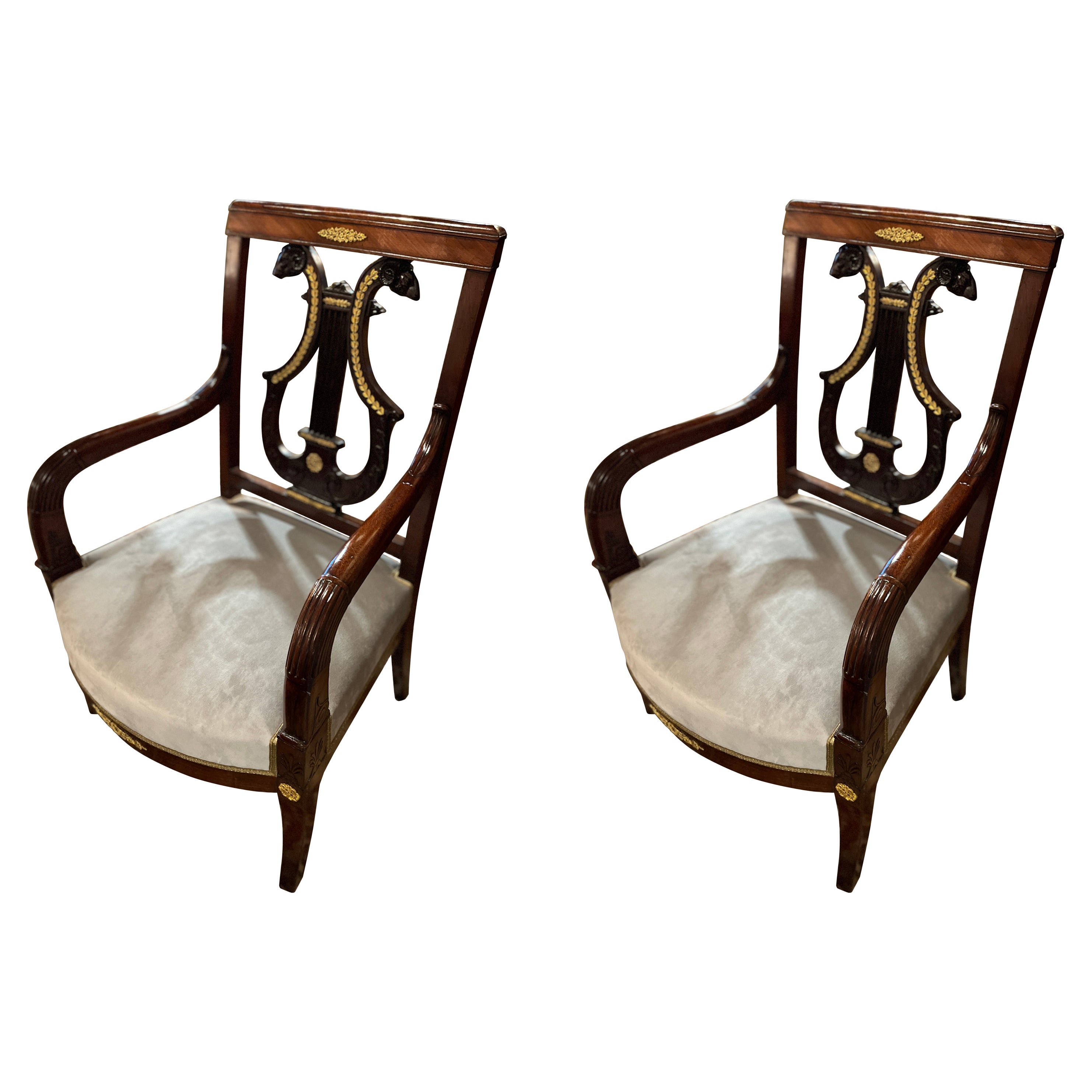 Paire de chaises de bibliothèque de style Régence française en acajou du 19ème siècle en vente