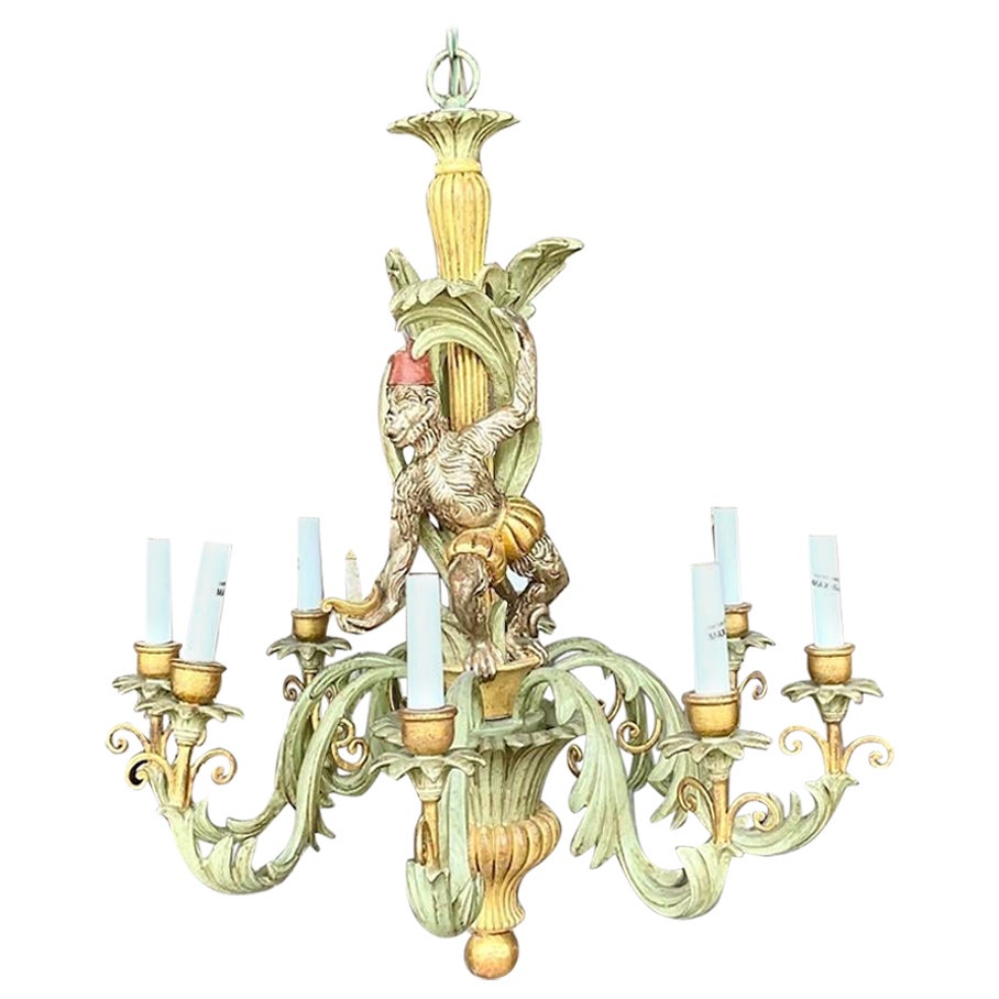 Lustre Vintage Regency Gesso Over Wood Monkey Chandelier en vente