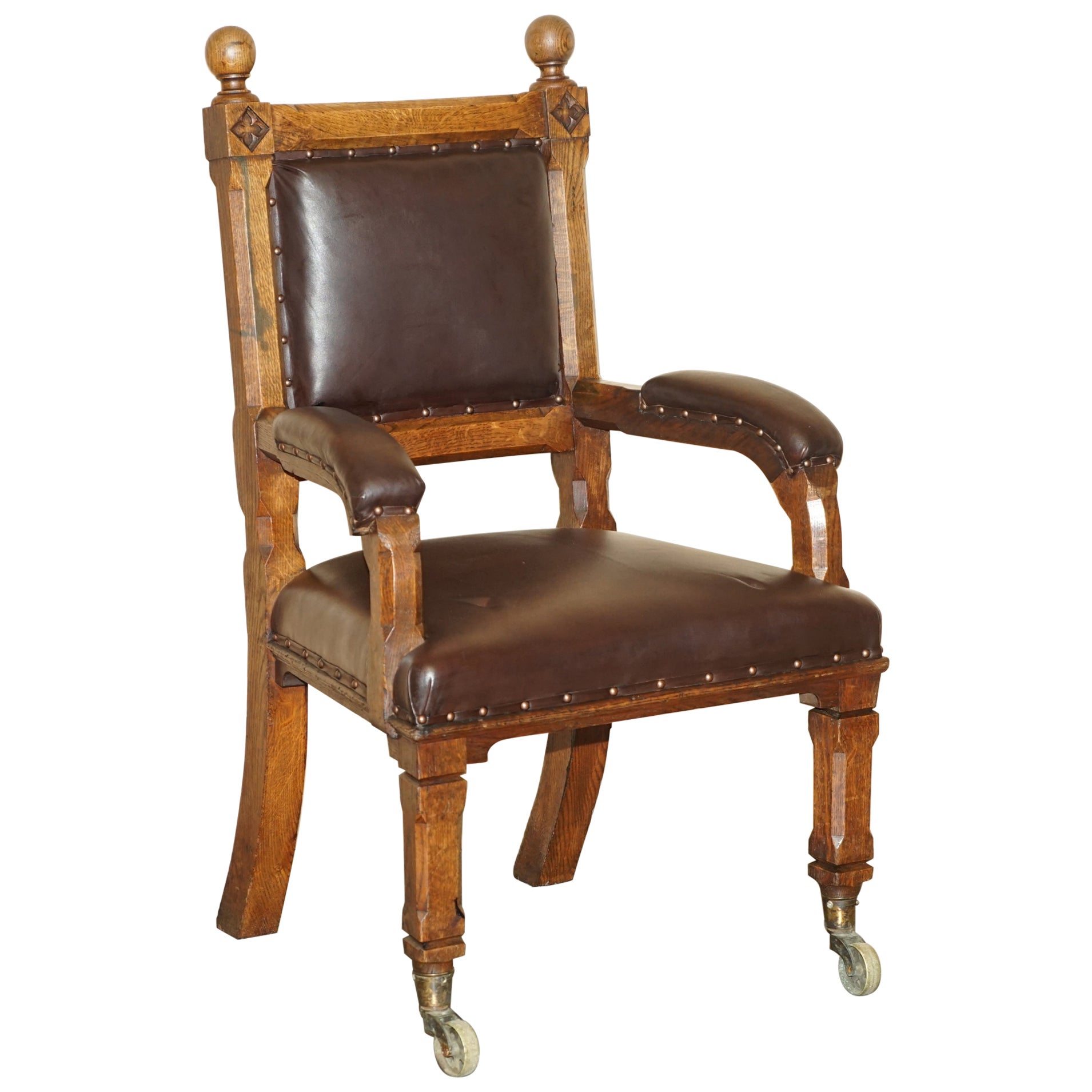 STUNNING ANTIQUE CIRCA 1880 GOTHIC REViVAL OAK PUGIN STYLE CARVER ARMCHAIR For Sale