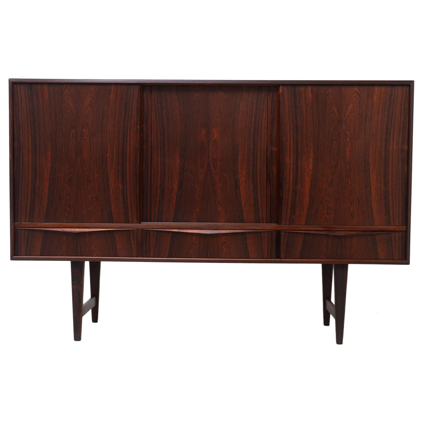 Buffet en palissandre danois du milieu du siècle par E.W. Bach pour Sejling Skabe, années 1960.