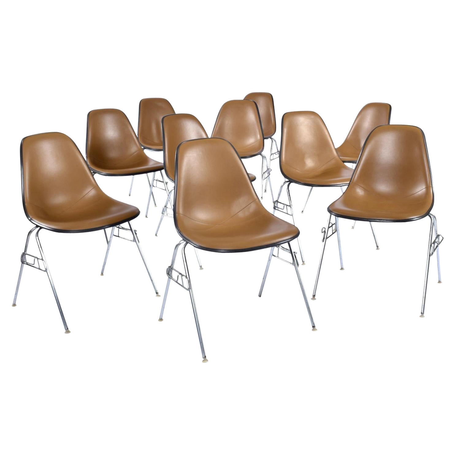 Satz von 10 Eames für Herman Miller Stacking Brown Naugahyde DSS Shell Chairs
