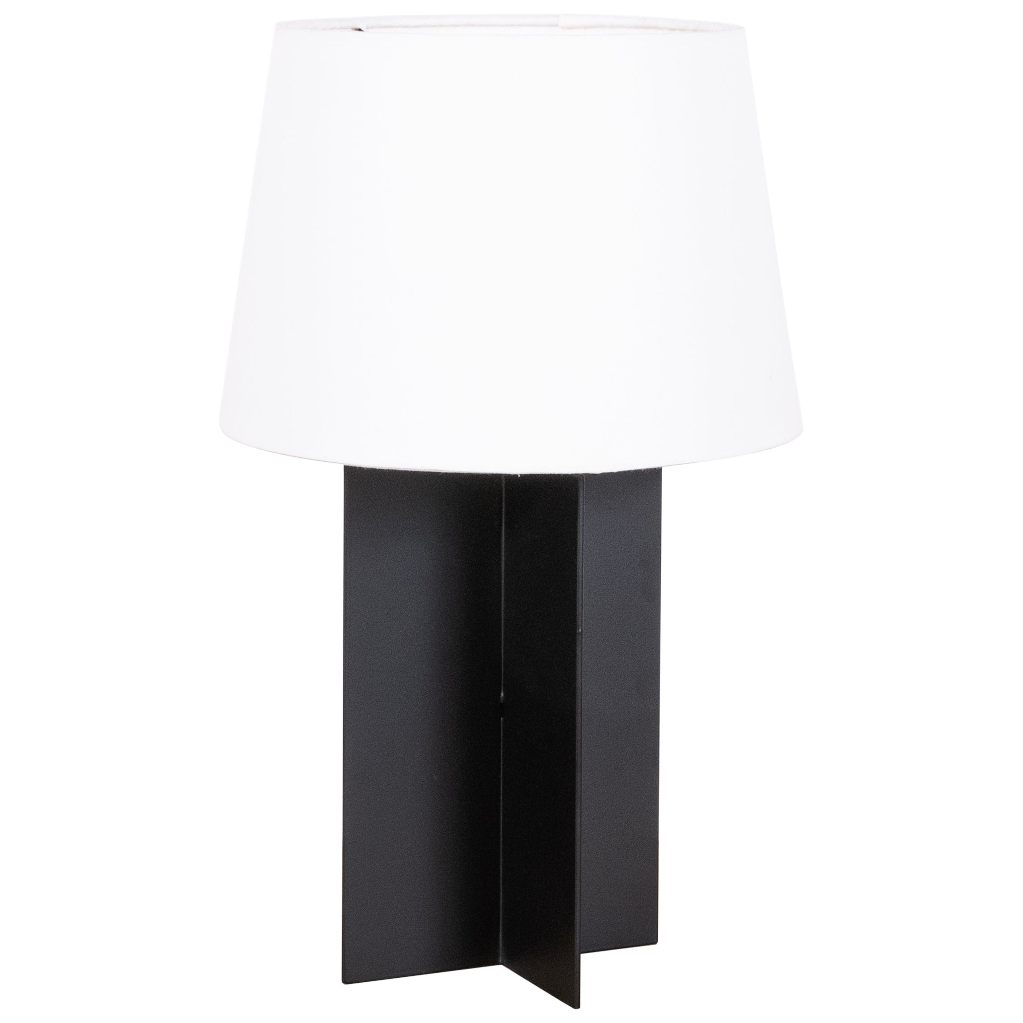 Chic 'Croisillon' Blackened Steel Lamp with Parchment Shade by Design Frères For Sale