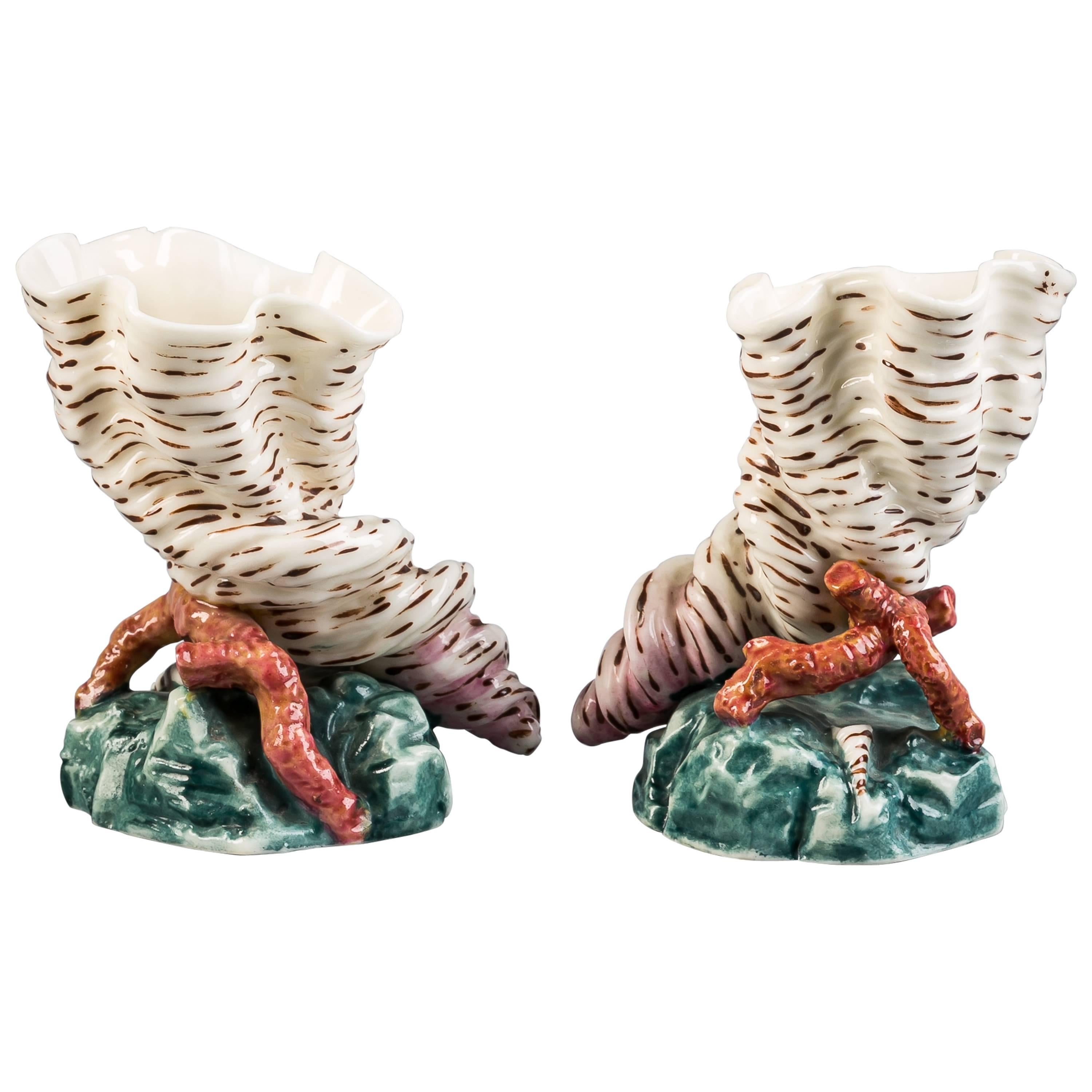 Pair of English Porcelain Shell Shaped Vases, Worcester, circa 1890 For Sale