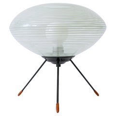 Exceptionnelle et ravissante lampe de table OVNI sur trépied The Moderns Allemagne années 1950