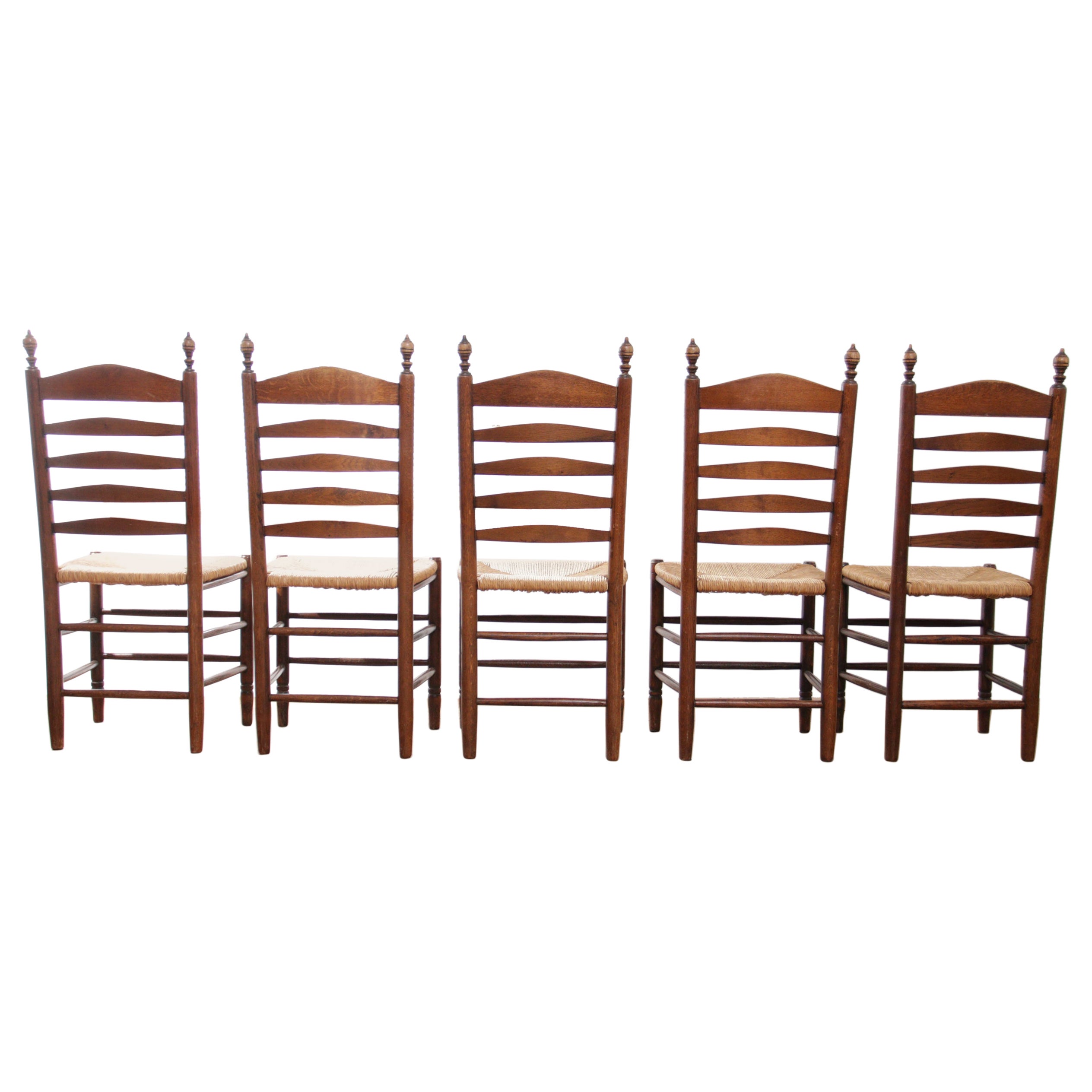 6 Beautiful ladderback chairs from the 30s made of oak with wicker woven seats.
Fit perfectly with the style of designers such as Charlotte Perriand and Charles Dudouyt.
They are comfortable and have a very nice warm appearance due to the use of