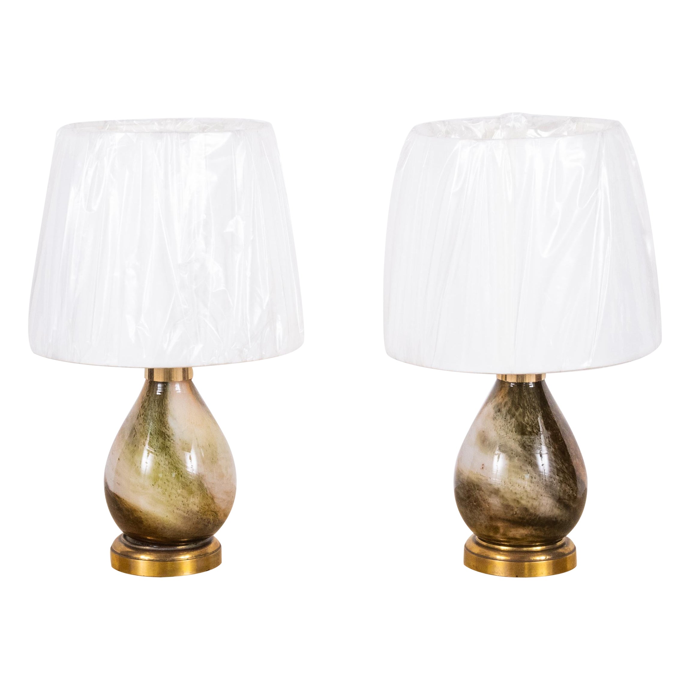 Paire de petites lampes en verre de Murano avec abat-jours en soie personnalisés