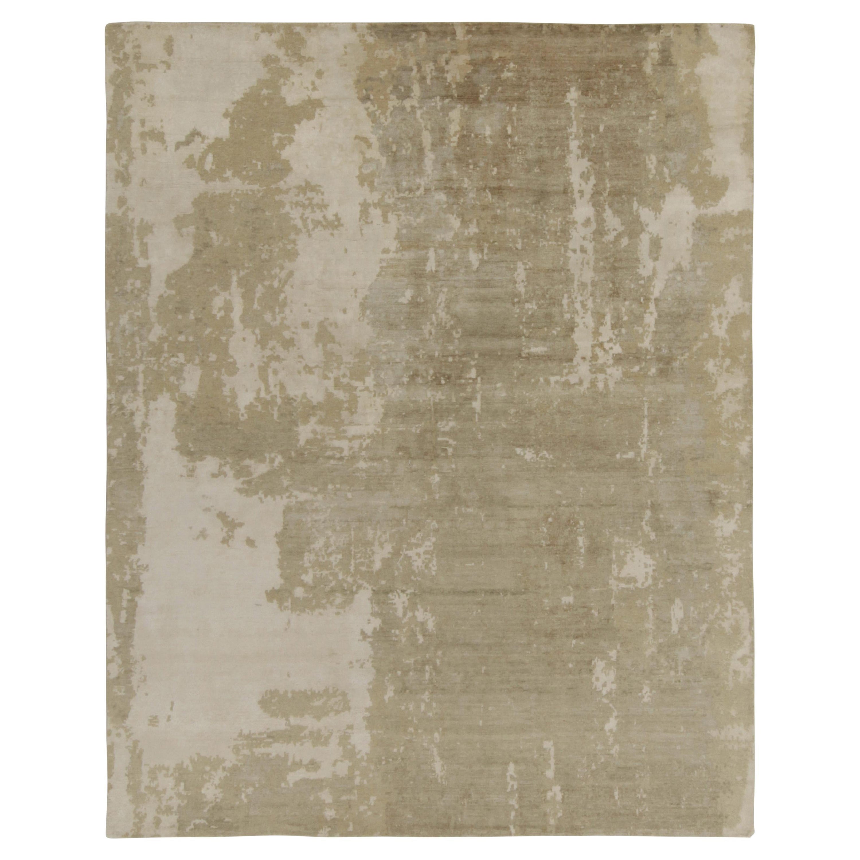 Rug & Kilim's Abstract Rug in Beige-Brown Painterly Pattern (tapis abstrait à motifs peints beige et marron) en vente