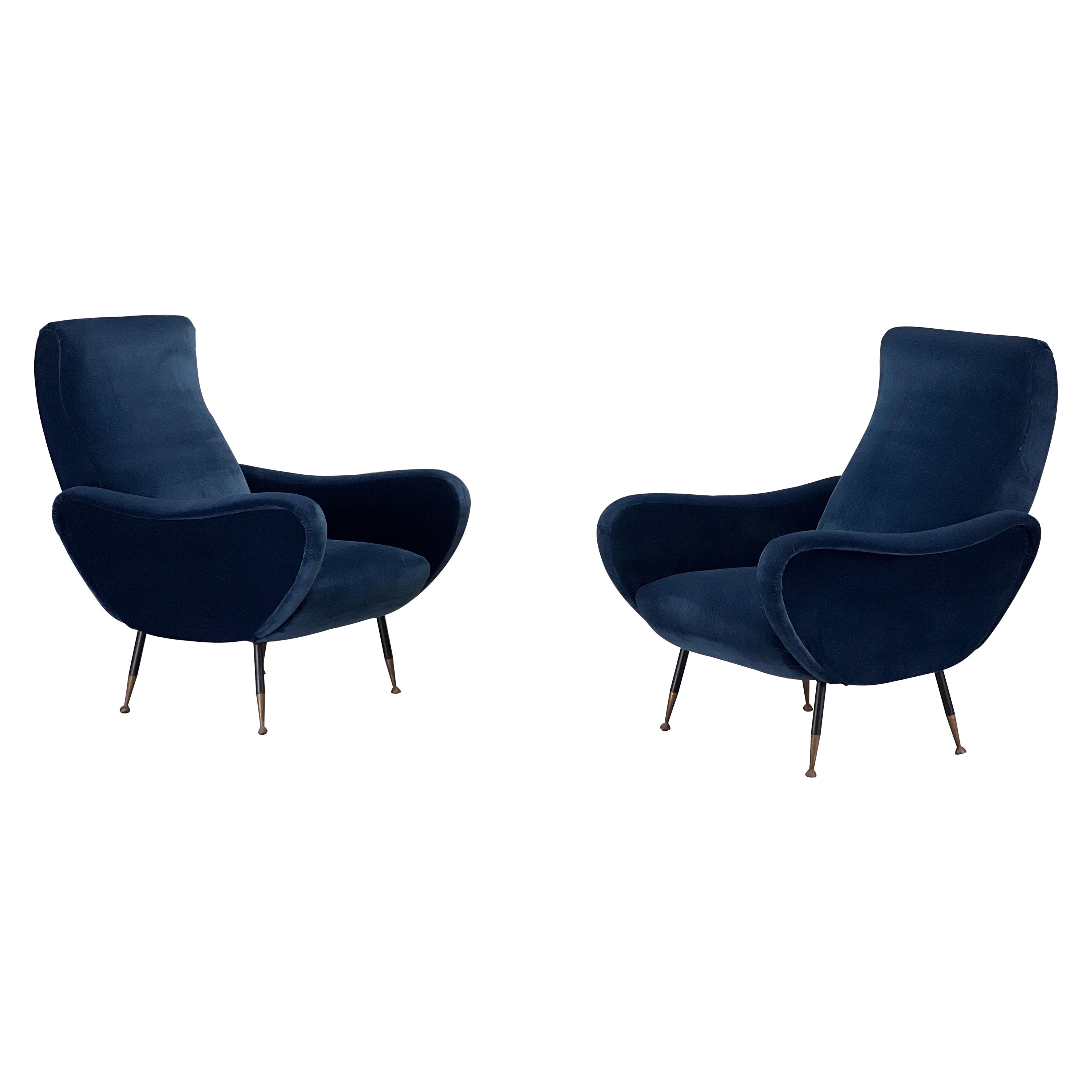 Mid-Century blue velvet armchairs, set of 2 For Sale