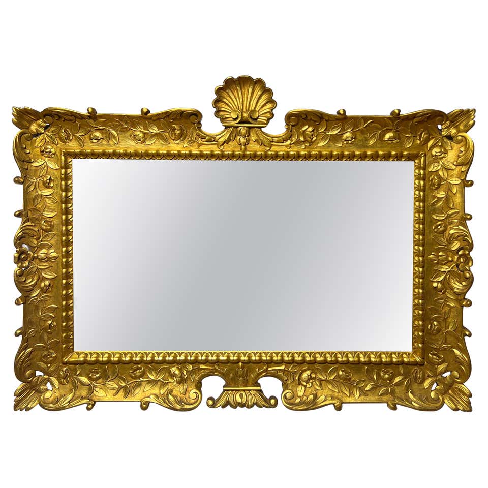 Vintage Italian Rococo Style Gold Giltwood White Shell Carved Wall ...