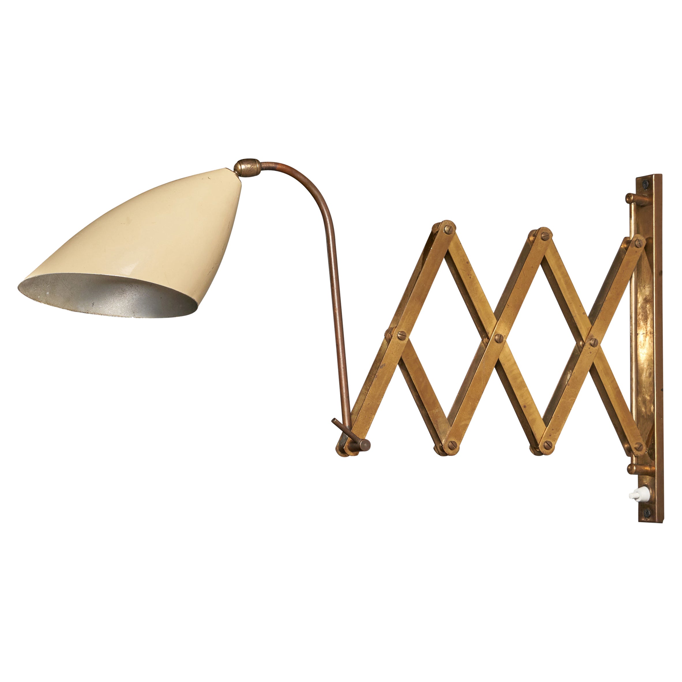 Italian Designer, Adjustable Wall Light, Brass, Metal, Italy, 1950s For Sale