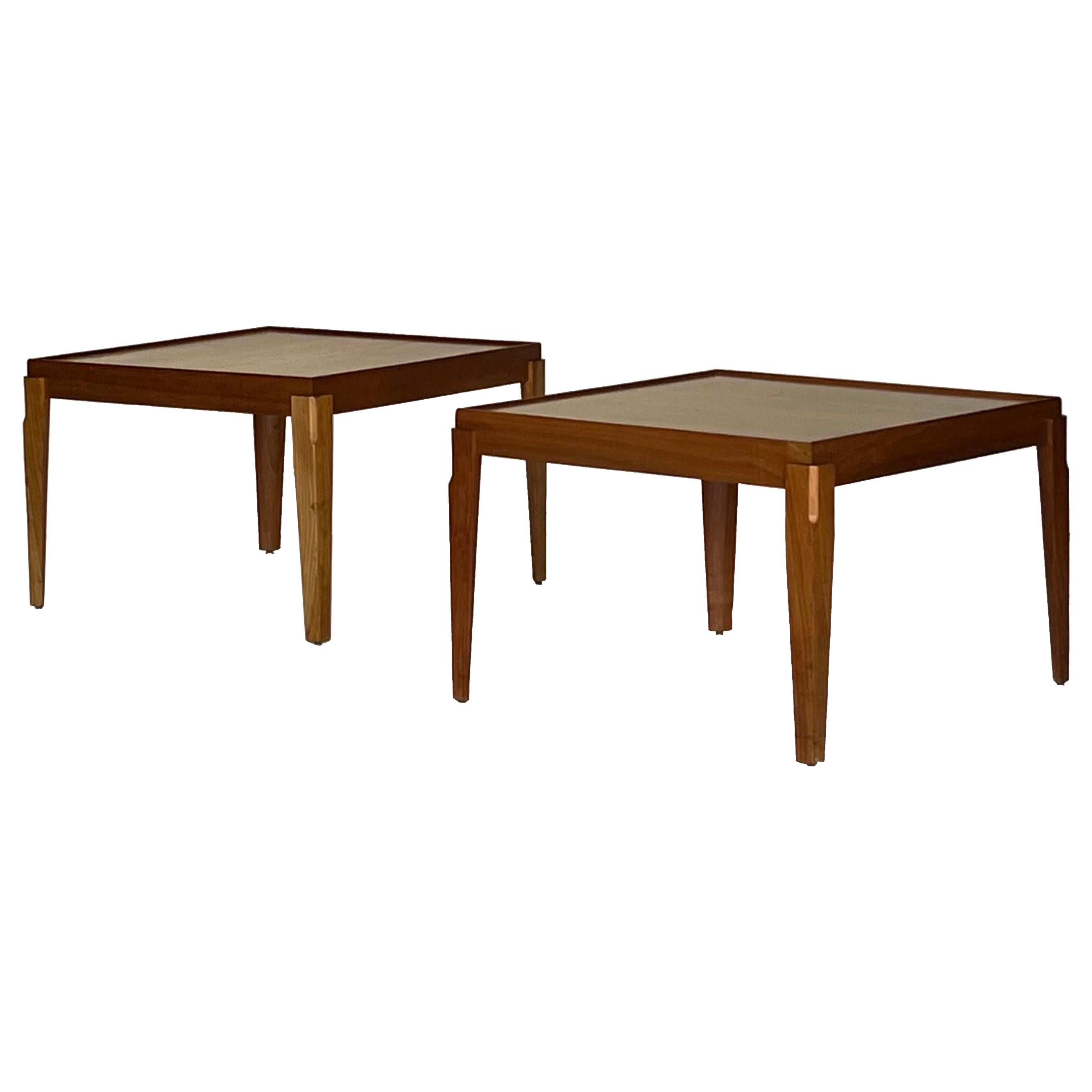 Pair of Chic Italian Blond Ash End Tables in the Style of Gio Ponti