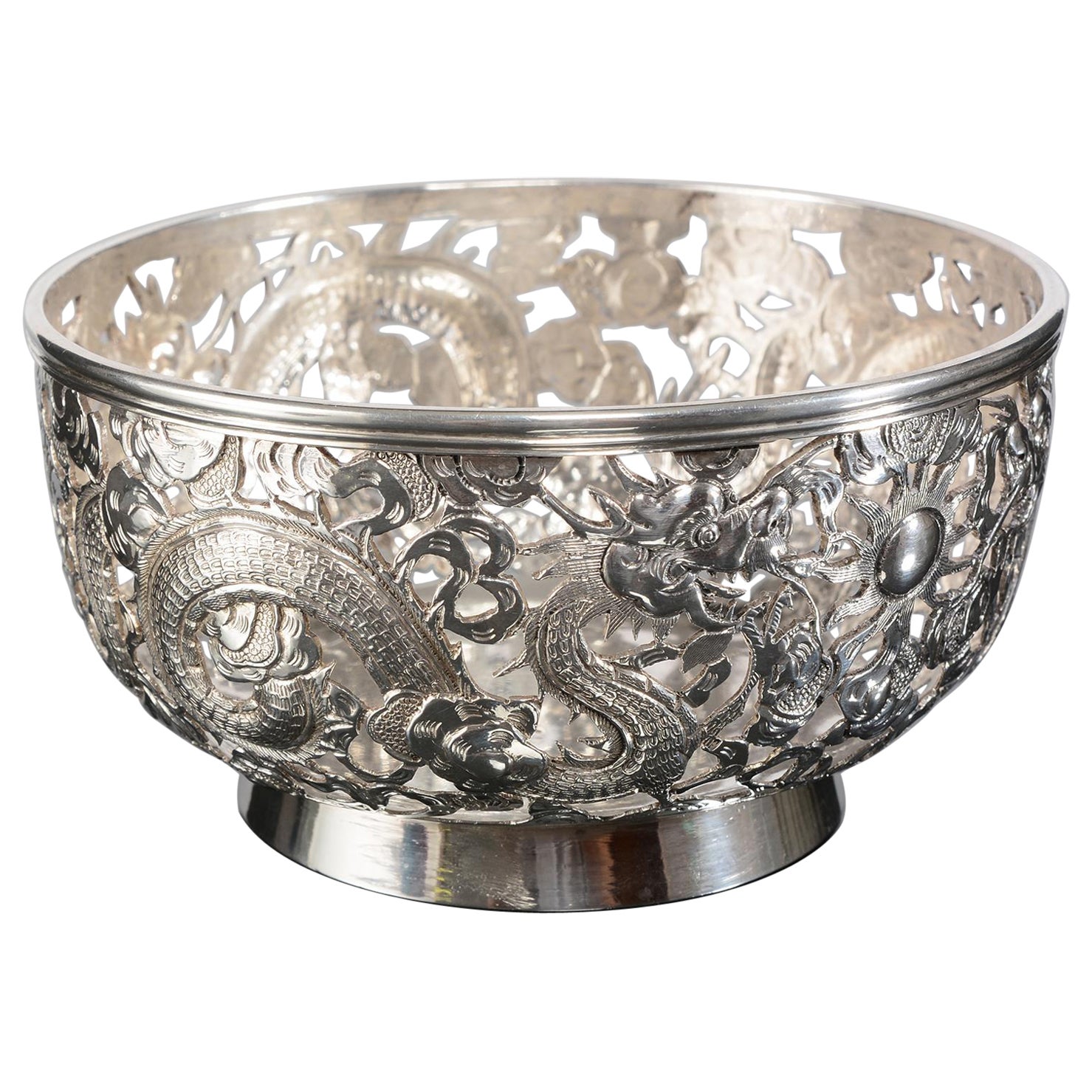 Small pierced antique Chinese silver bowl For Sale