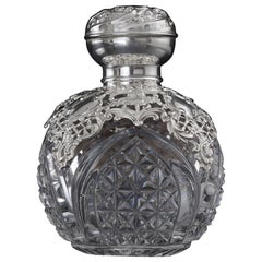 Flacon de parfum édouardien en verre taillé et en argent