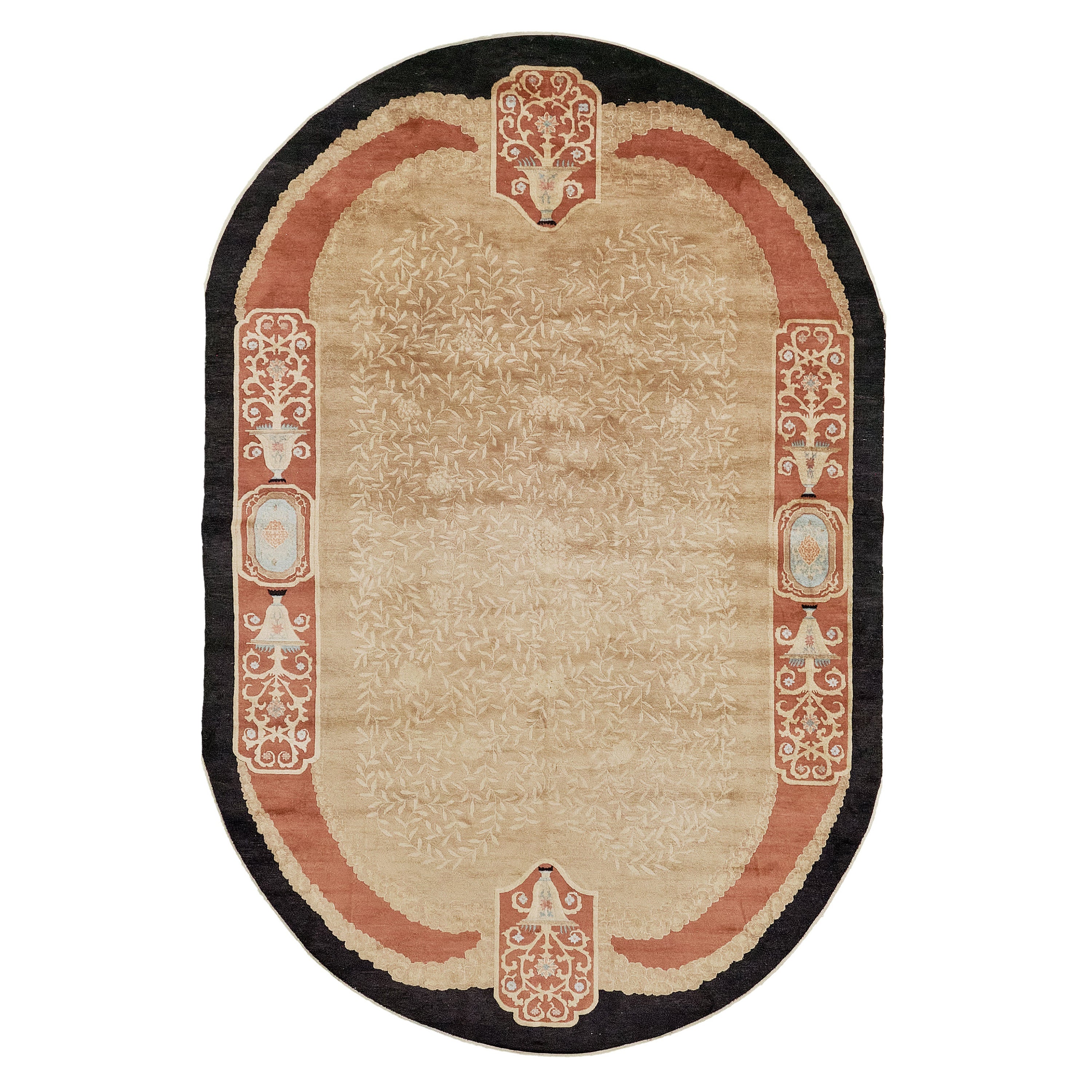 Antiker chinesischer ovaler Pekinger Teppich