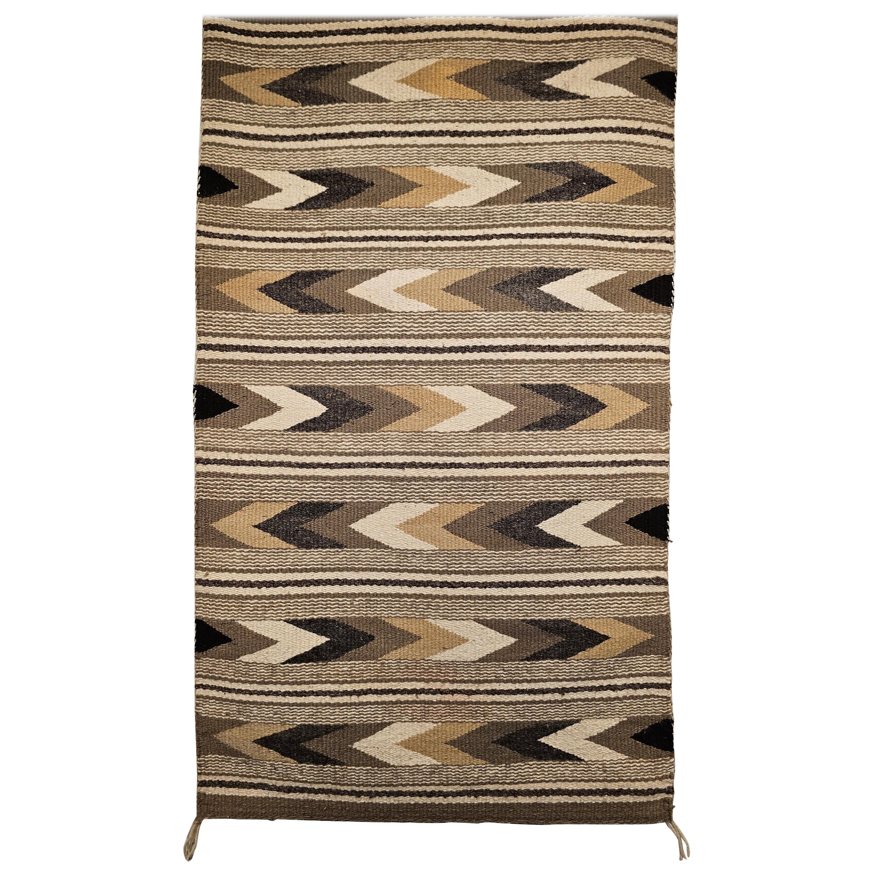 Vintage American Navajo Rug in Chevron Stripe Pattern in Gray, Ivory, Black For Sale