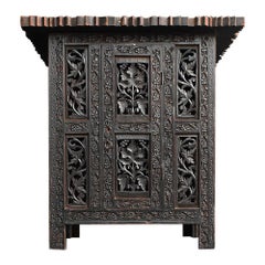 Early 20th century hand carved Indian draw table