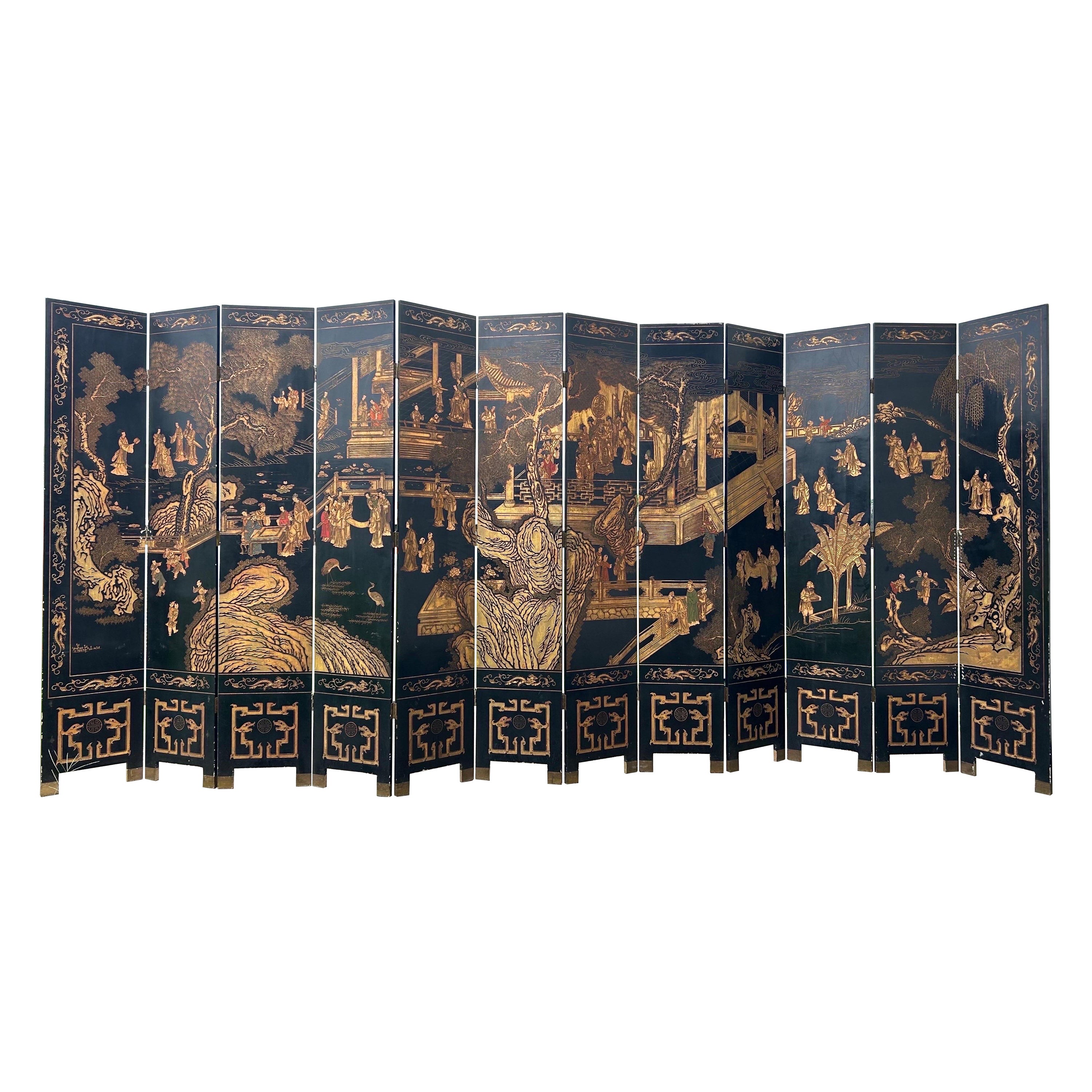 Incredible 18’ wide 12 panel lacquered chinoiserie screen For Sale