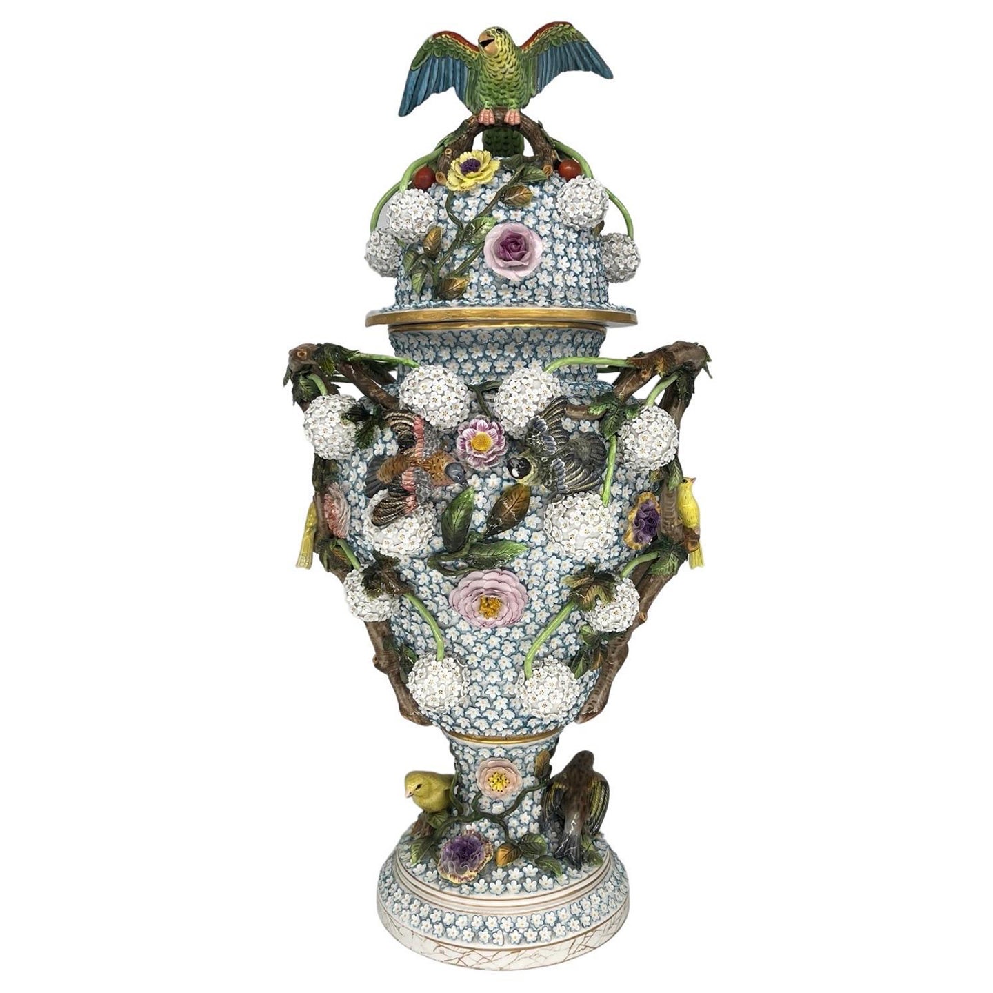 Massive J.J. Kaendler, Meissen Schneeballen Porcelain Lidded Urn C. 1780 For Sale