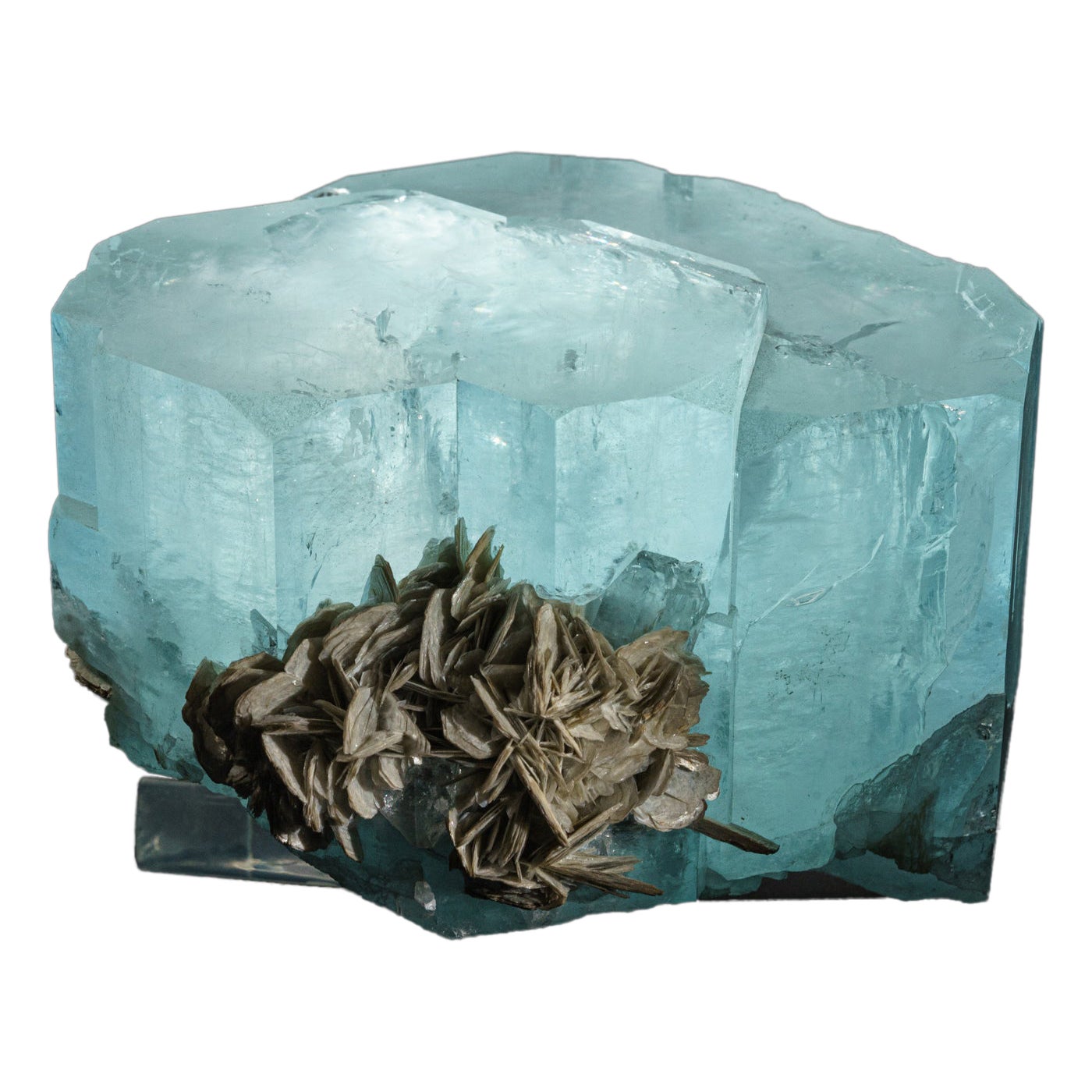 Beryl var. Aquamarine from Dusso, Gilgit District, Gilgit-Baltistan, Pakistan For Sale