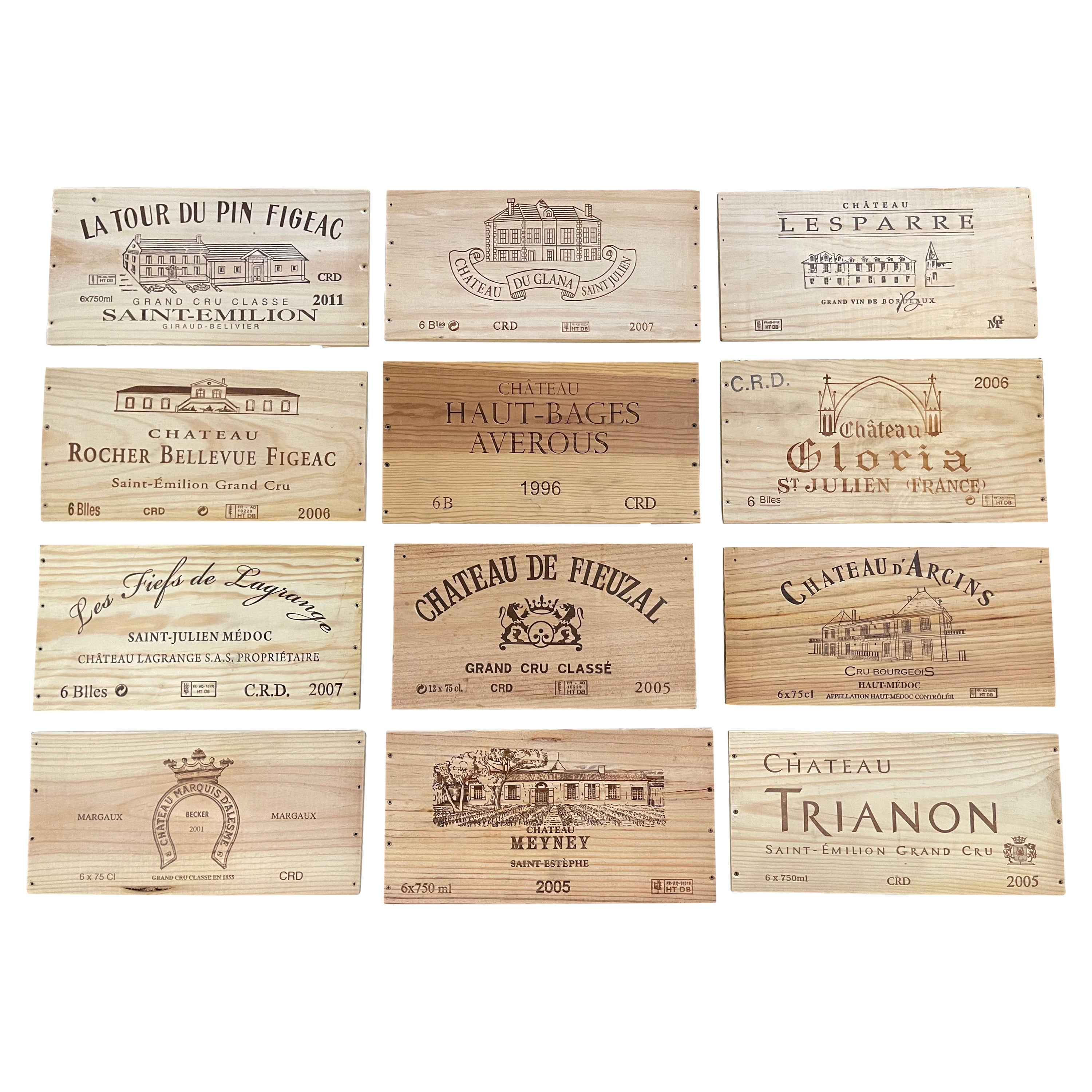 Boîte à vin et étiquettes françaises vintage en bois, lot de 12 en vente