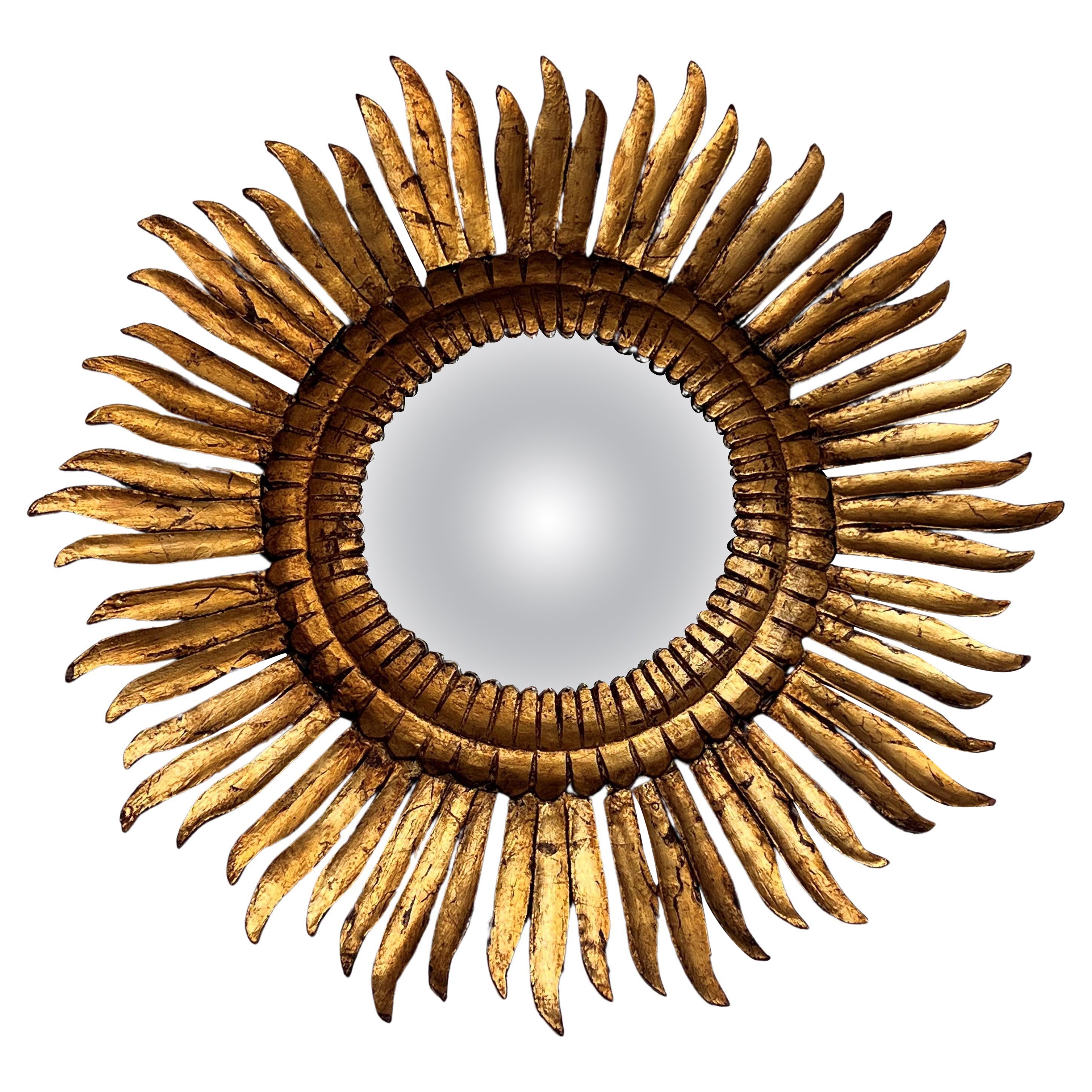 Midcentury Italian Sunburst Giltwood Mirror with Concave Mirror Glass For Sale