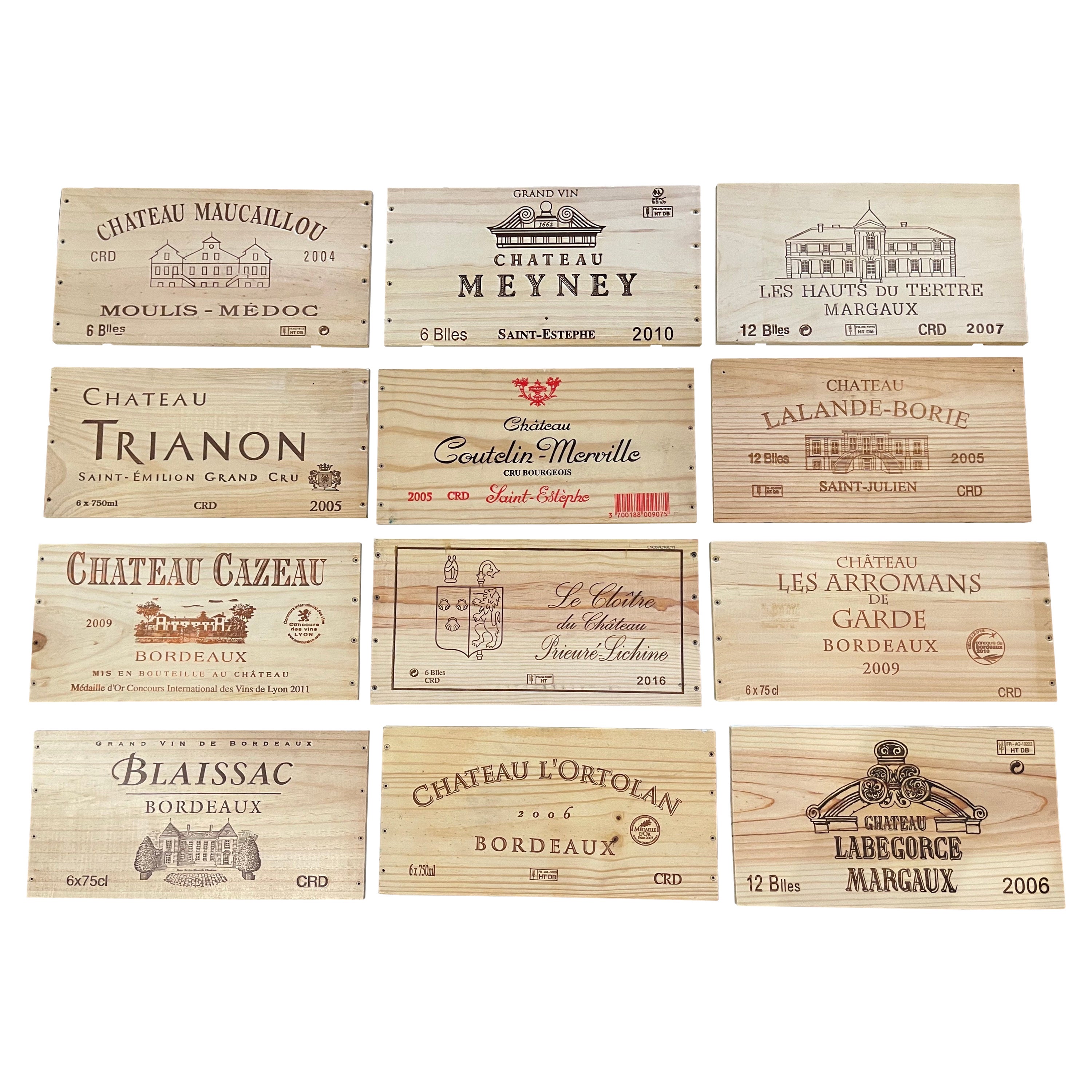 Boîte à vin et étiquettes françaises vintage en bois, lot de 12