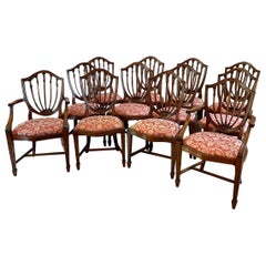Set of 12 Antique Quality Mahogany Shield Shaped Back Dining Chairs 