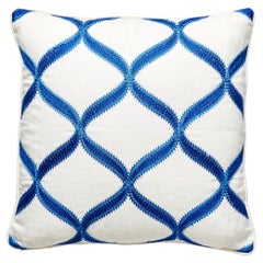 Rondure Embroidery Pillow