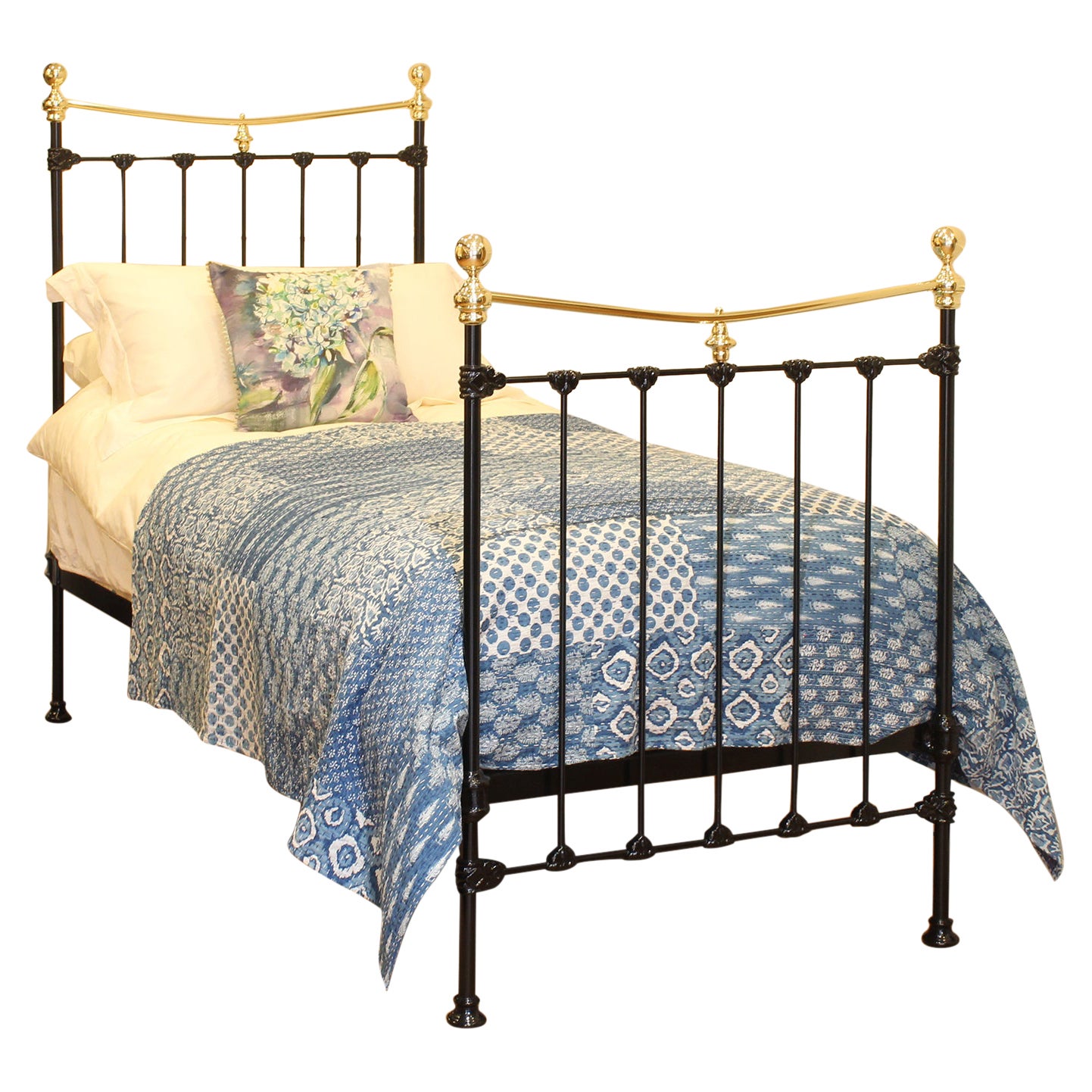 Traditional Single Victorian Brass and Iron Antique Bed in Black