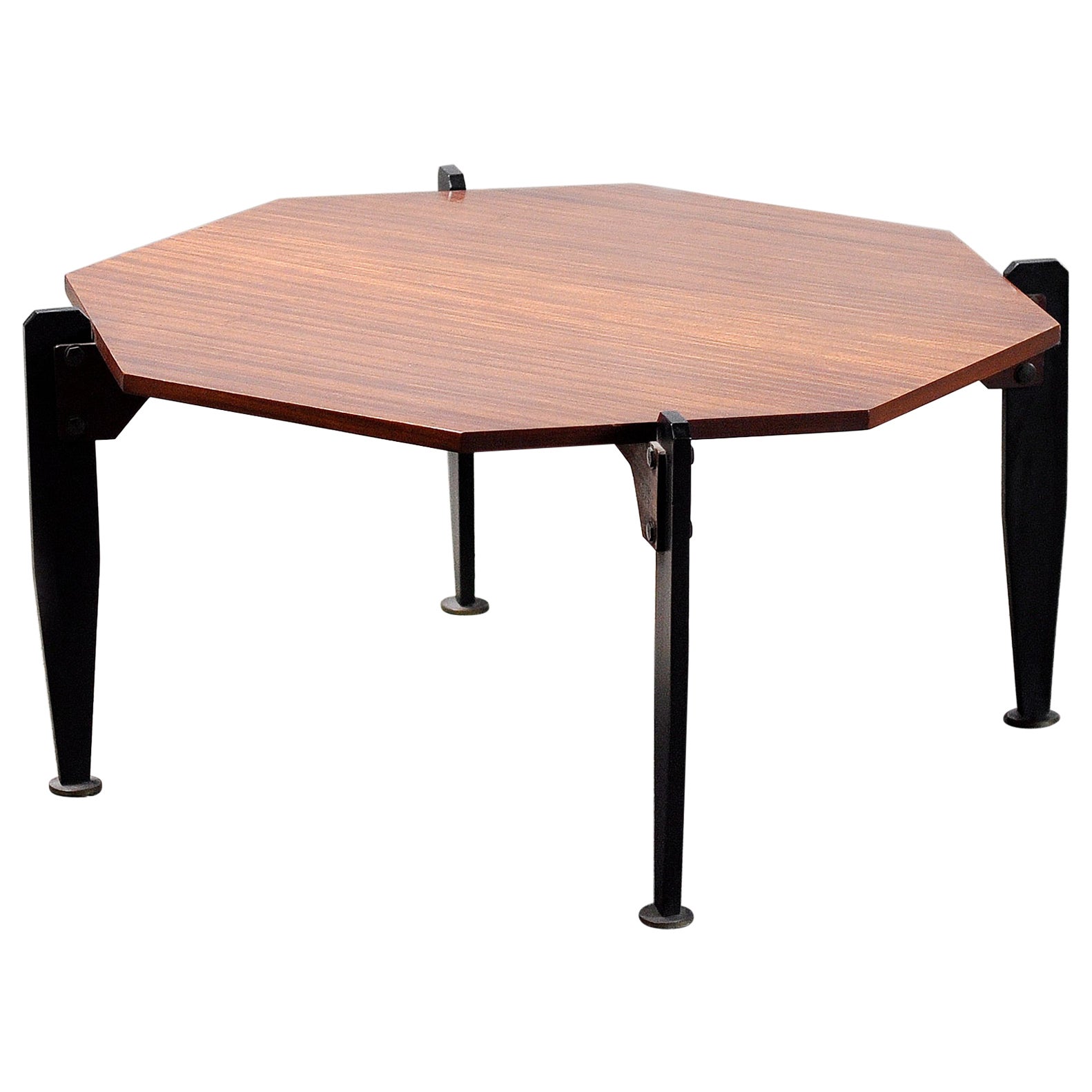 Tavolino da caffè modernista italiano in teak e metallo laccato, anni '50