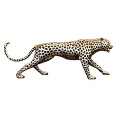 Guepard Sculpture in Black and Silvered Bronze Finish