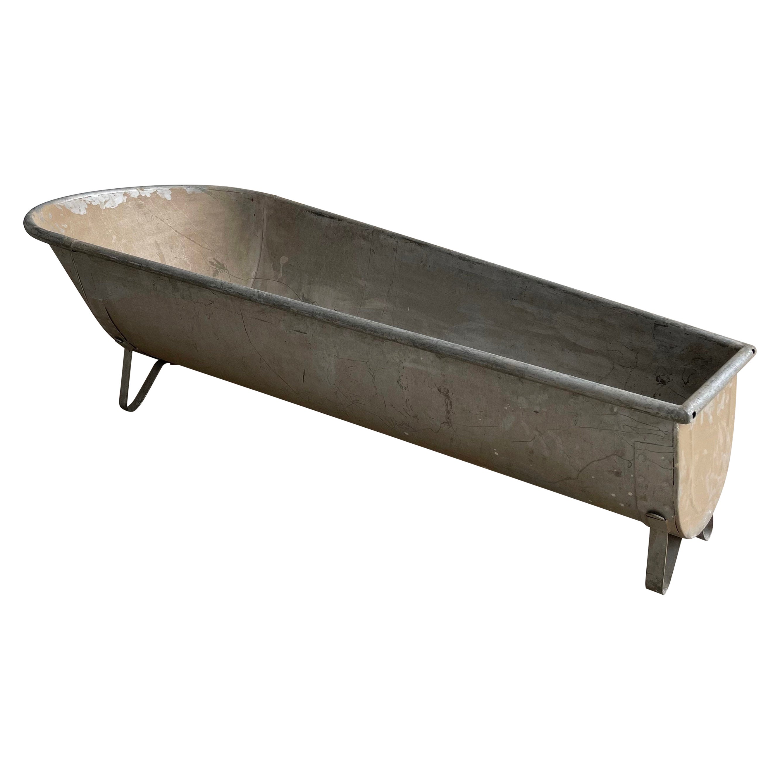 Antique Galvanized Tin Cowboy Wash Tub For Sale