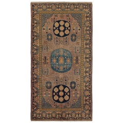 Antiker Khotan-Teppich in Brown-Braun mit blauen und goldenen Medaillons, von Rug & Kilim