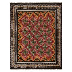 Kilim balkanique vintage à motifs géométriques or, rouge et vert de Rug & Kilim