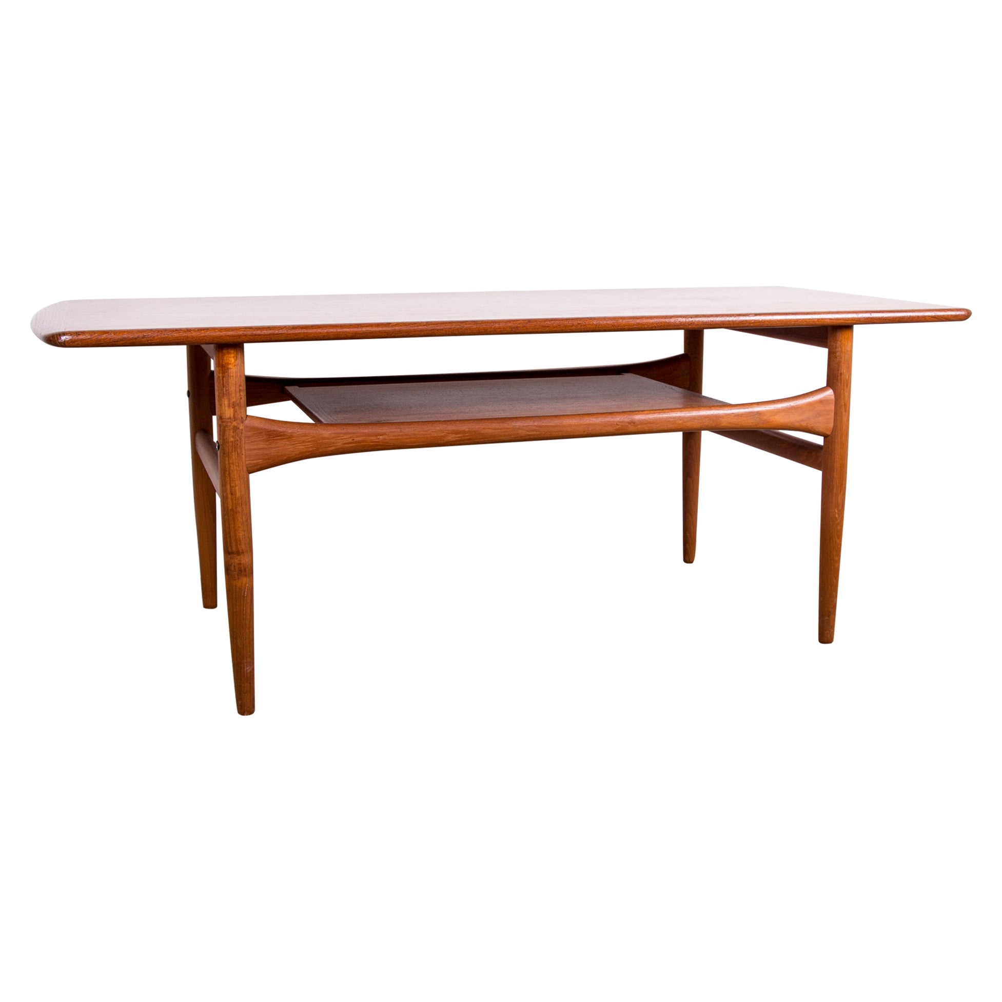 Danish coffee table, 2 levels, in Teak by Robert Christensen for Arrebo Mobler. For Sale