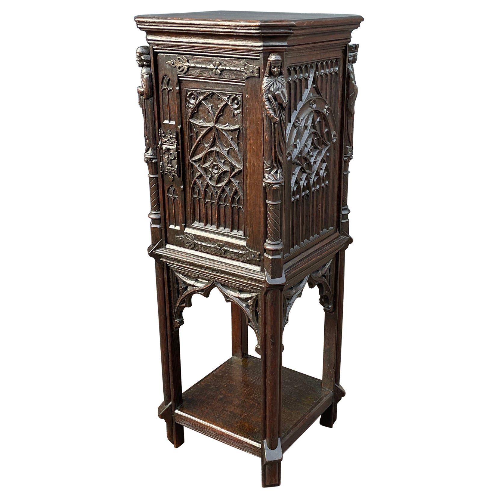 Stunning Antique Gothic Style Dark Oak Cabinet w. Handcarved Medieval Sculptures For Sale
