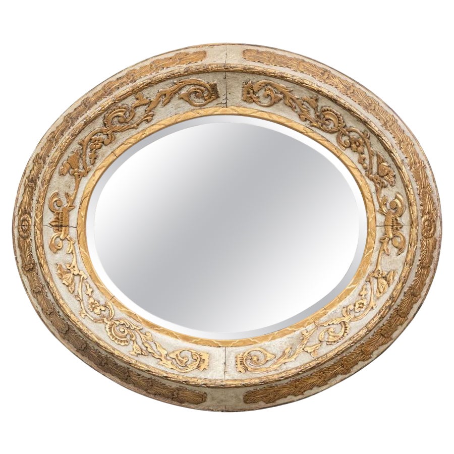 Exceptionnel style gustavien ancien sculpté et peint  Miroir ovale en vente